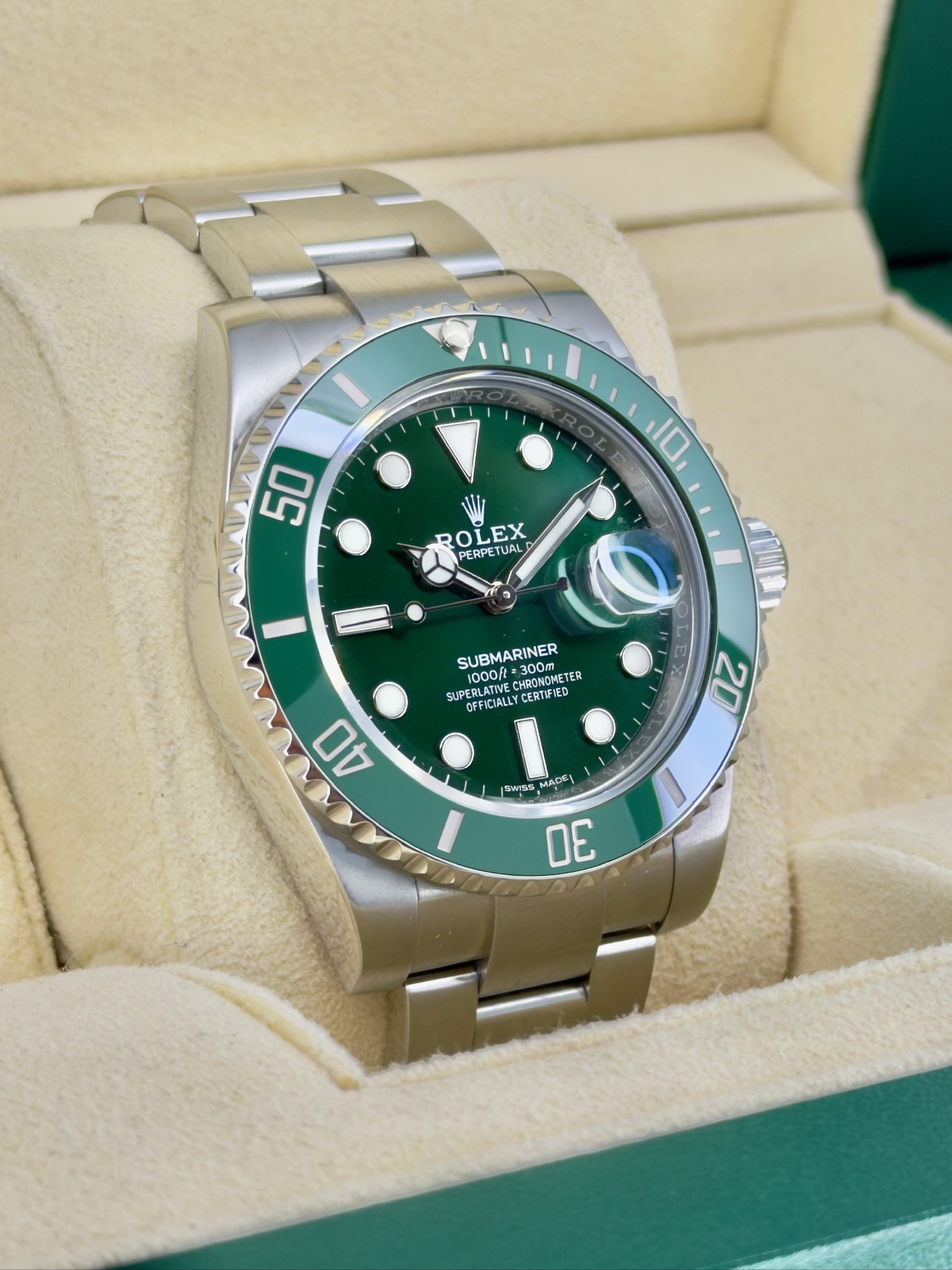 Side Face 2 Pre-Owned Rolex Submariner 116610Lv Box and Papers