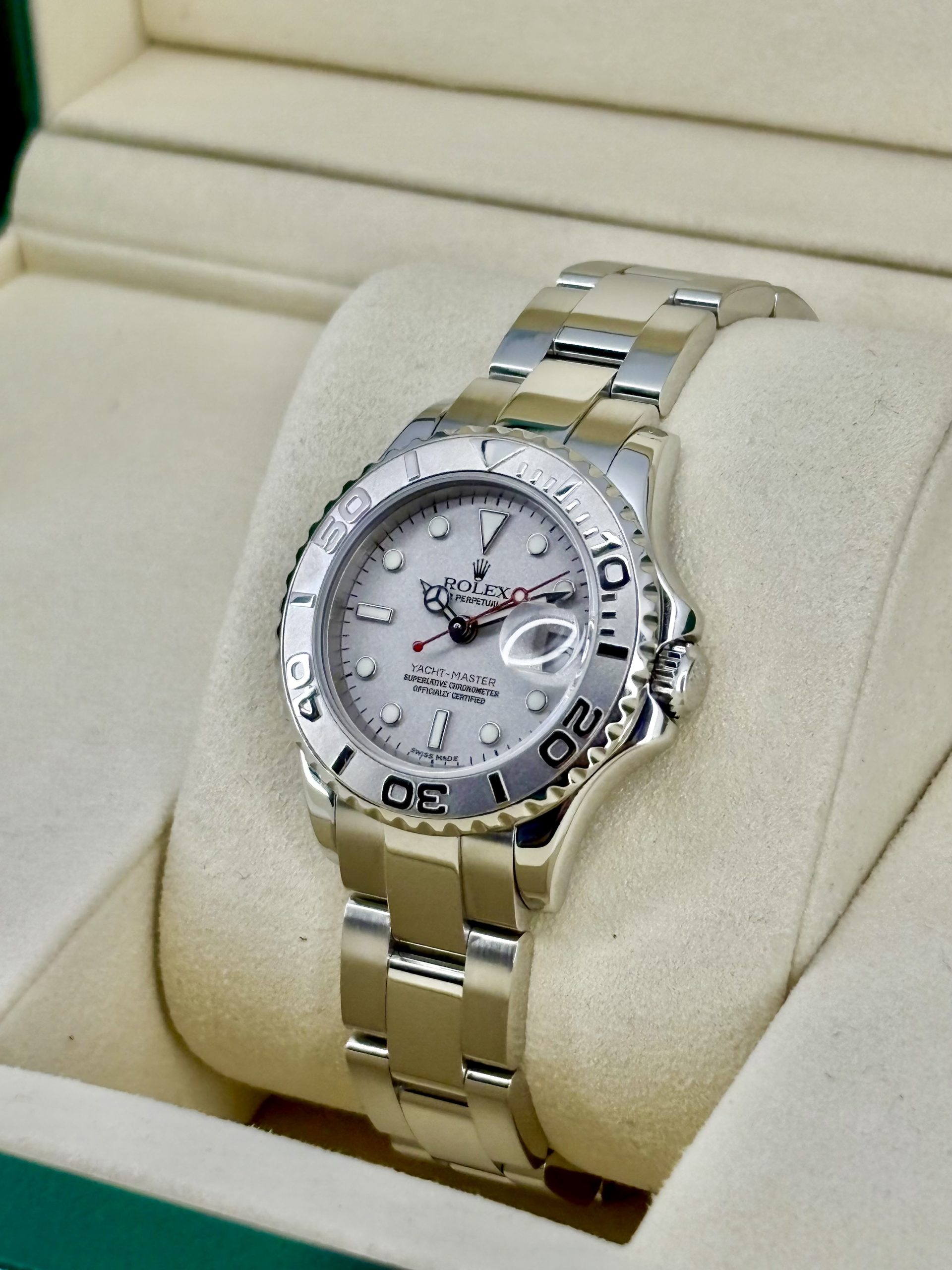 Side Face 2 Pre-Owned Rolex Yachtmaster 169622 Rhodium