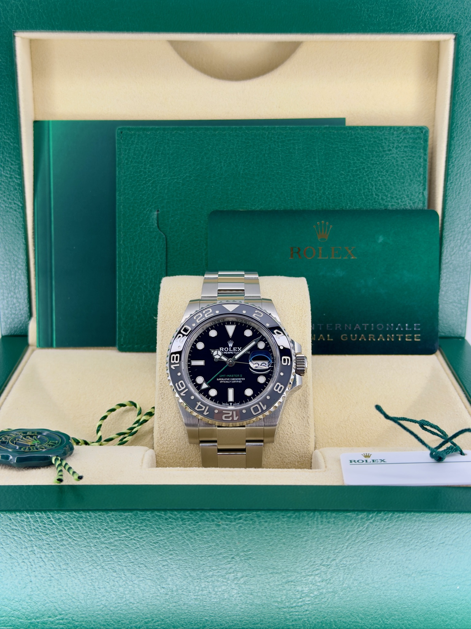 Box and Papers Pre-Owned Rolex GMT-Master II 126710GRNR Box and Papers