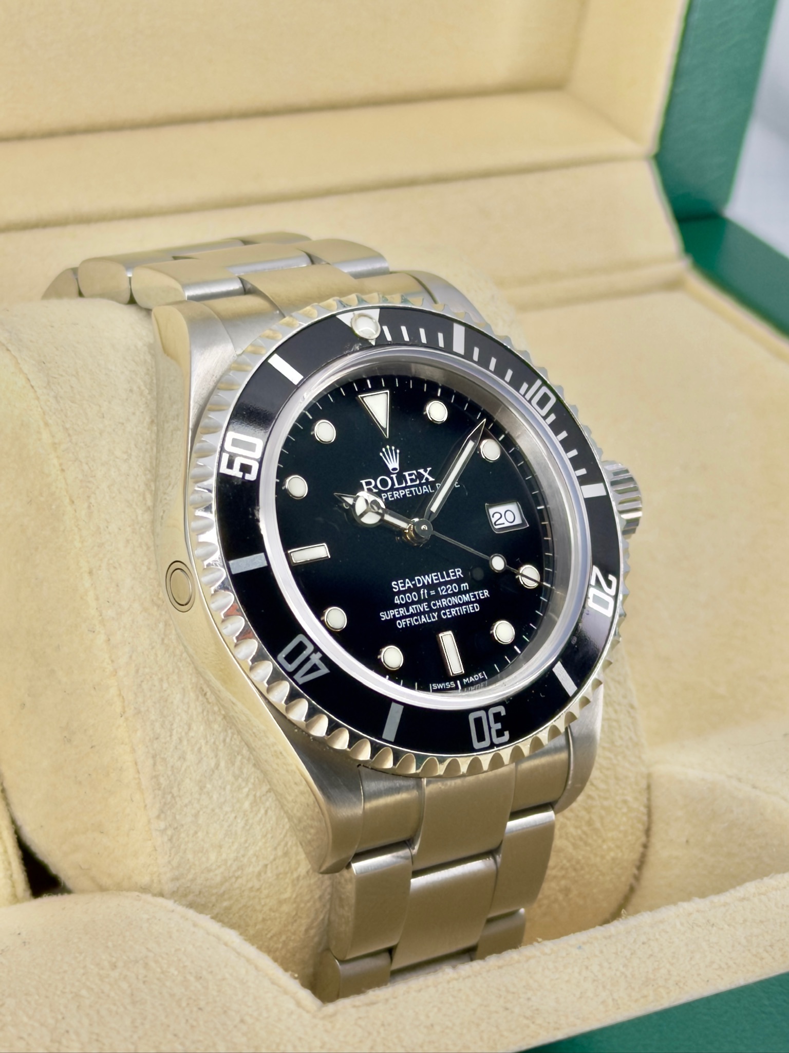 Side Face 2 Pre-Owned Rolex Sea-Dweller 16600 Watch Only