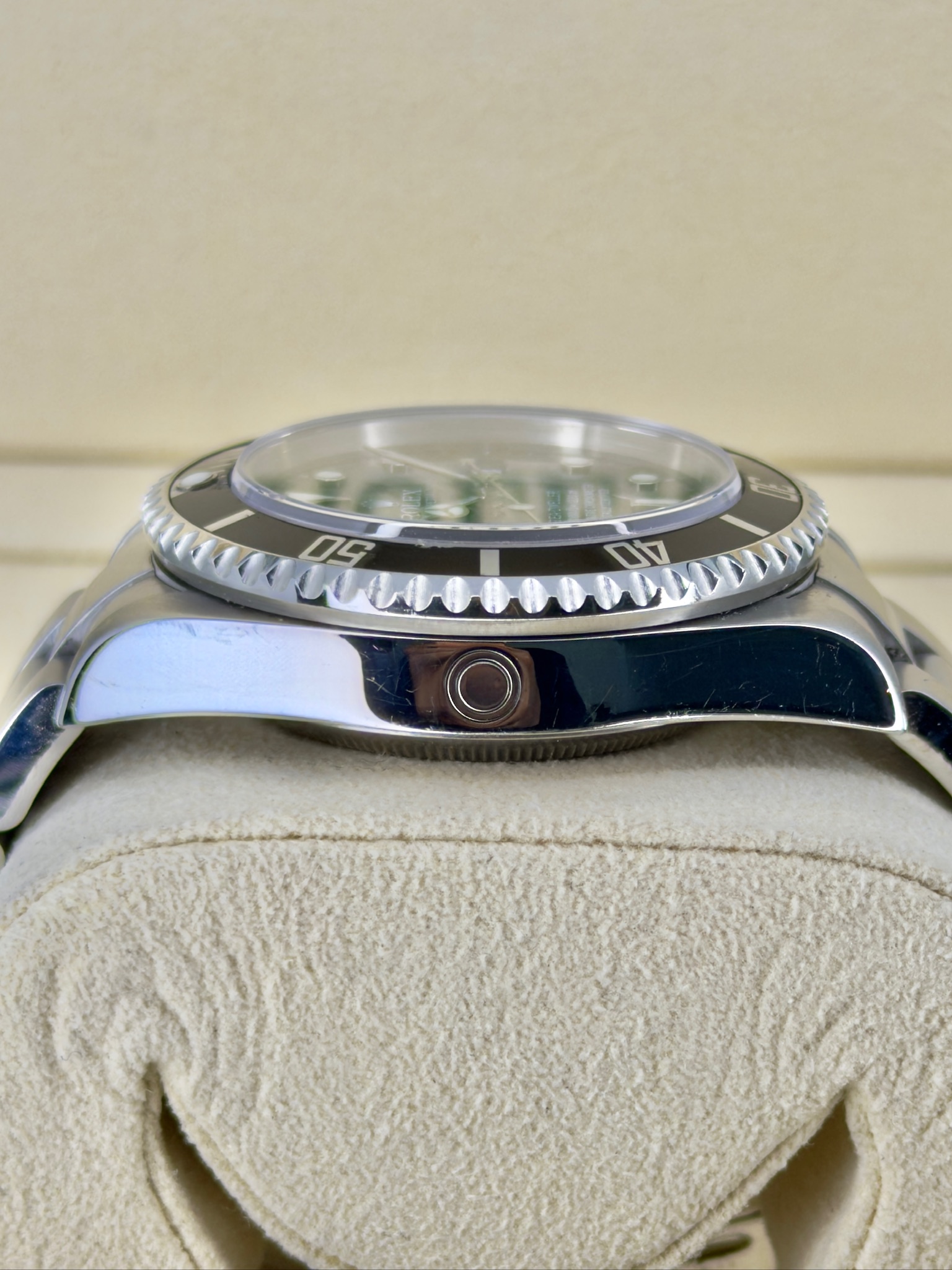 Side Shot 2 Pre-Owned Rolex Sea-Dweller 16600 Watch Only