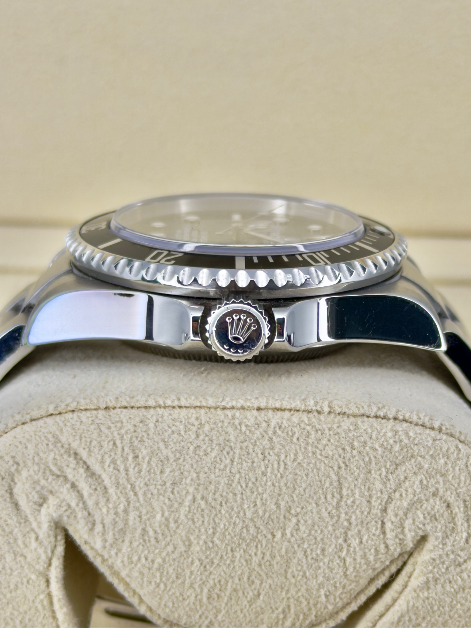 Side Shot Pre-Owned Rolex Sea-Dweller 16600 Watch Only