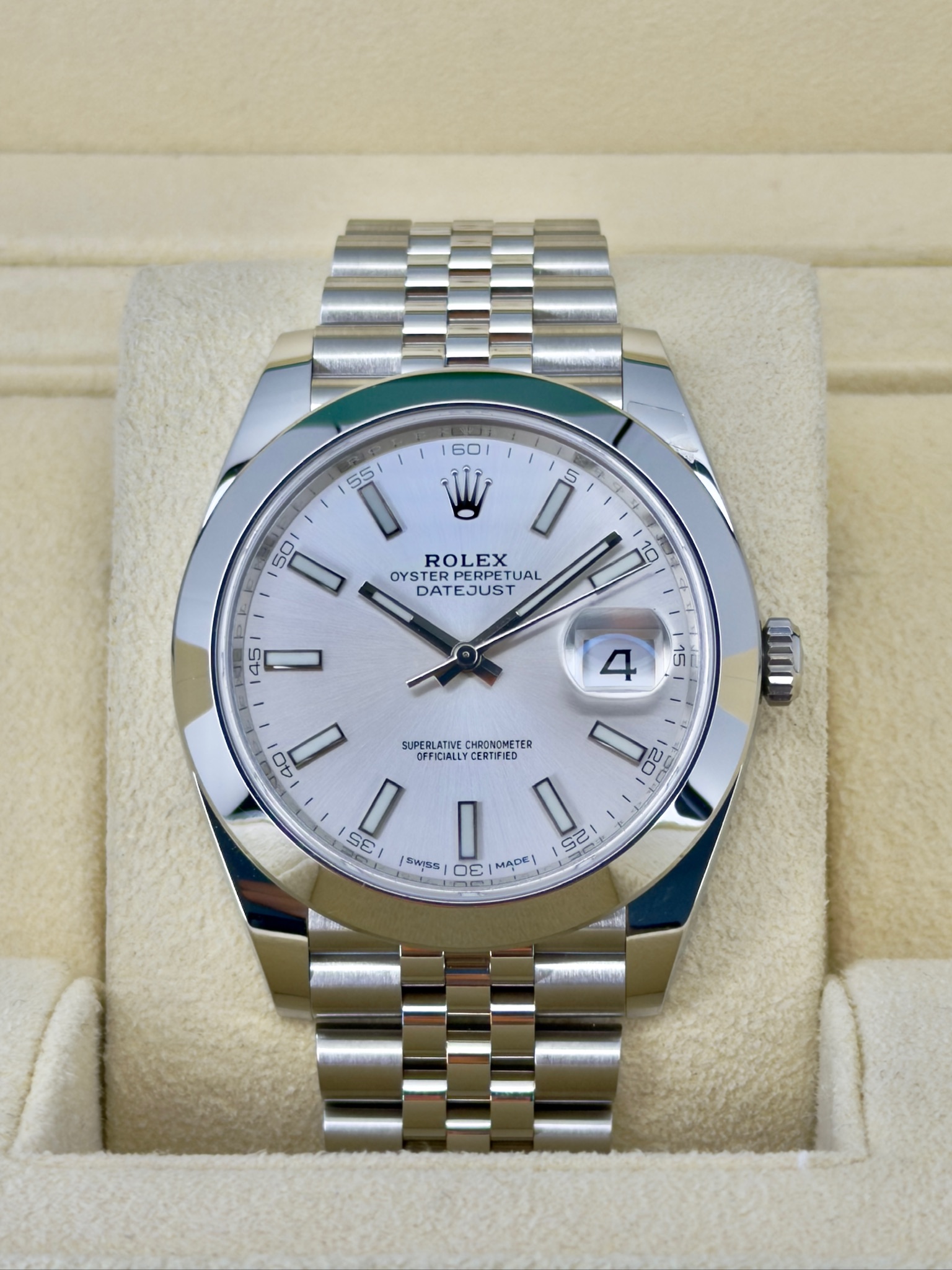 Front Face Pre-Owned Rolex Datejust 126300 Box and Papers