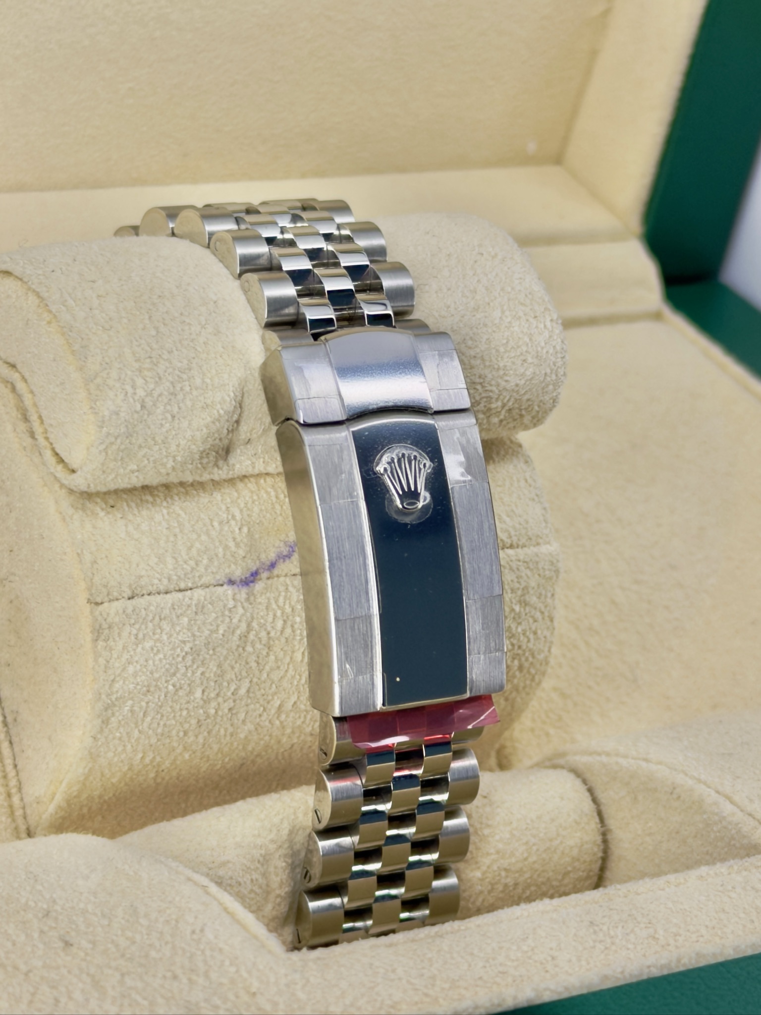 Bracelet 2 Pre-Owned Rolex Datejust 126300 Box and Papers
