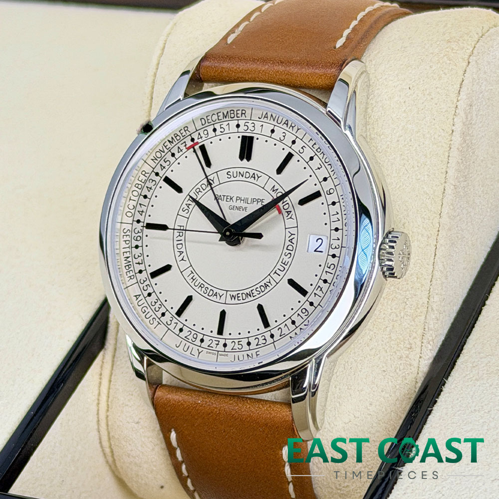 Side Face 2 Pre-Owned Patek Philippe Calatrava 5212A Weekly Calendar