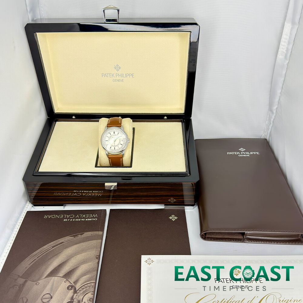 Box and Papers Pre-Owned Patek Philippe Calatrava 5212A Weekly Calendar