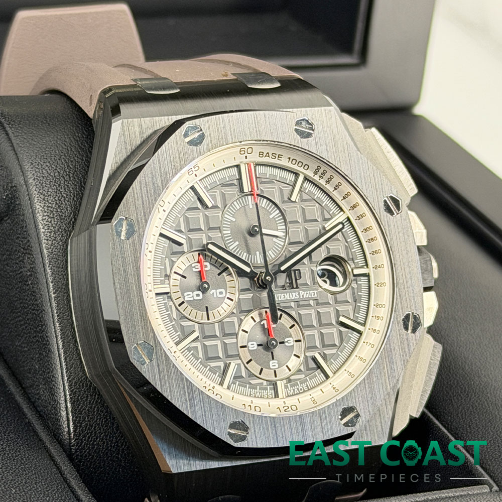 Side Face Pre-Owned Audemars Piguet Royal Oak Offshore 26405CE