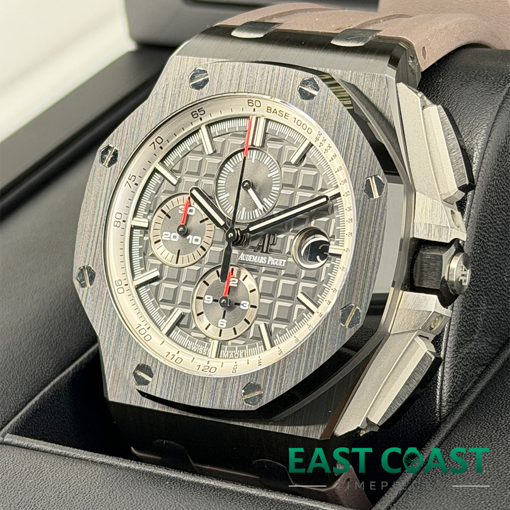 Side Face 2 Pre-Owned Audemars Piguet Royal Oak Offshore 26405CE