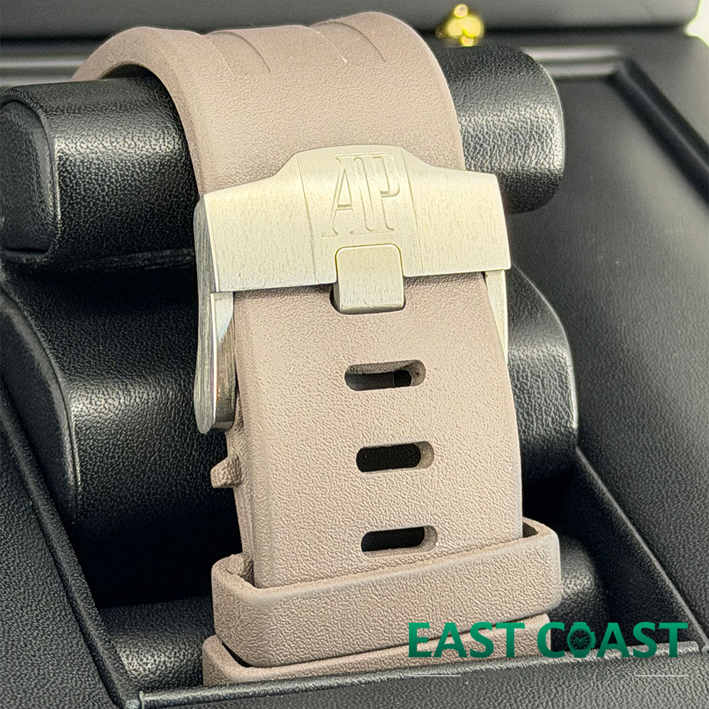 Bracelet 2 Pre-Owned Audemars Piguet Royal Oak Offshore 26405CE