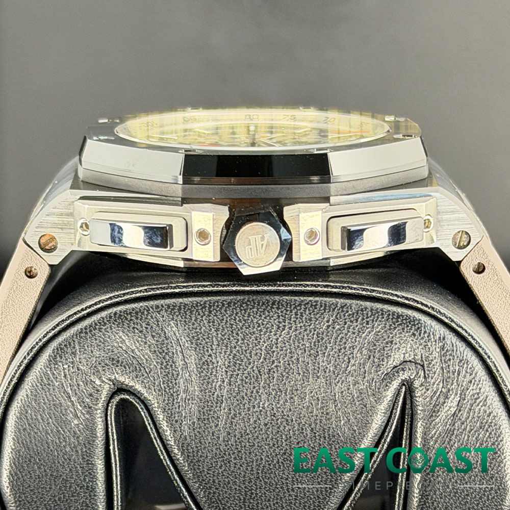 Side Shot Pre-Owned Audemars Piguet Royal Oak Offshore 26405CE