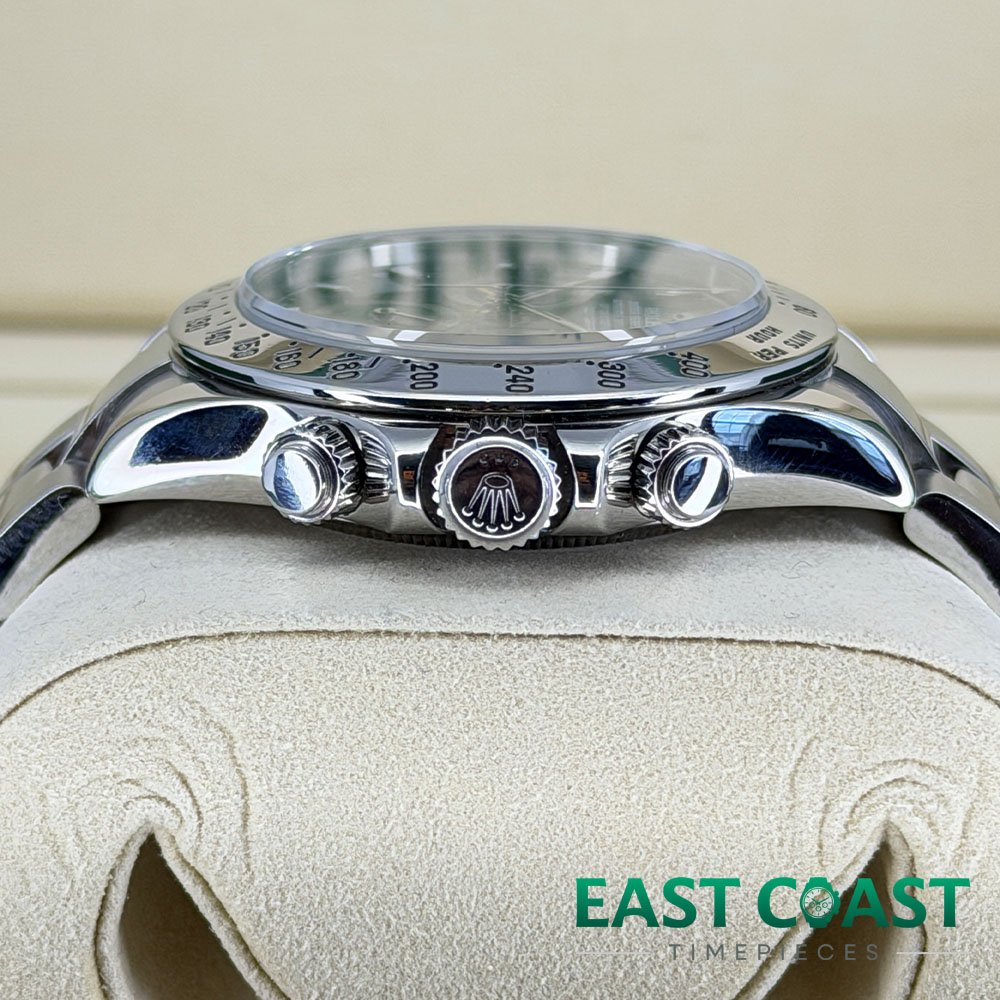 Side Shot 2 Pre-Owned Rolex Daytona 116520