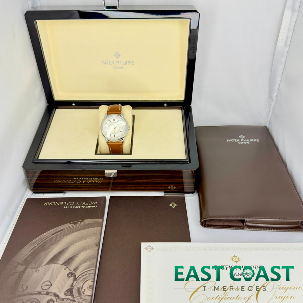 Box and Papers Pre-Owned Patek Philippe 5212A Weekly Calendar