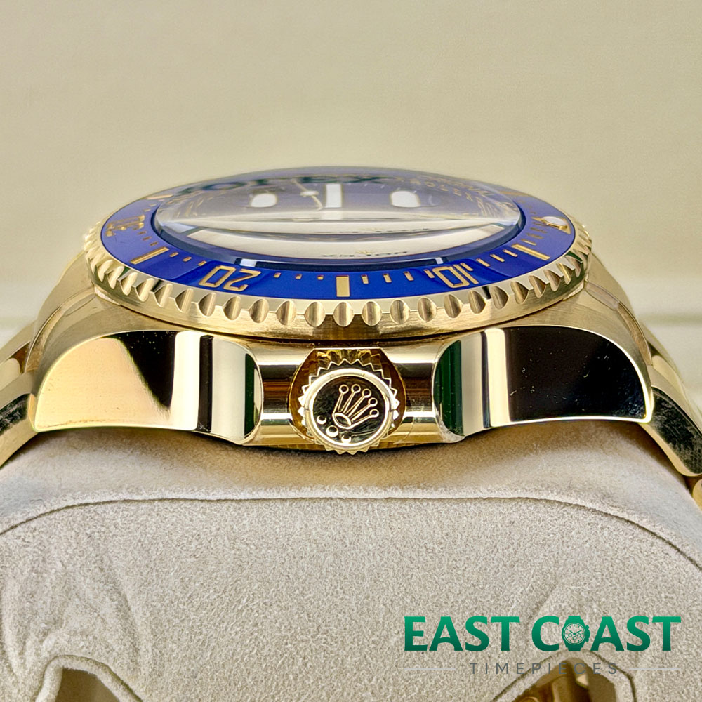 Side Shot Pre-Owned Rolex DEEPSEA Sea-Dweller 136668