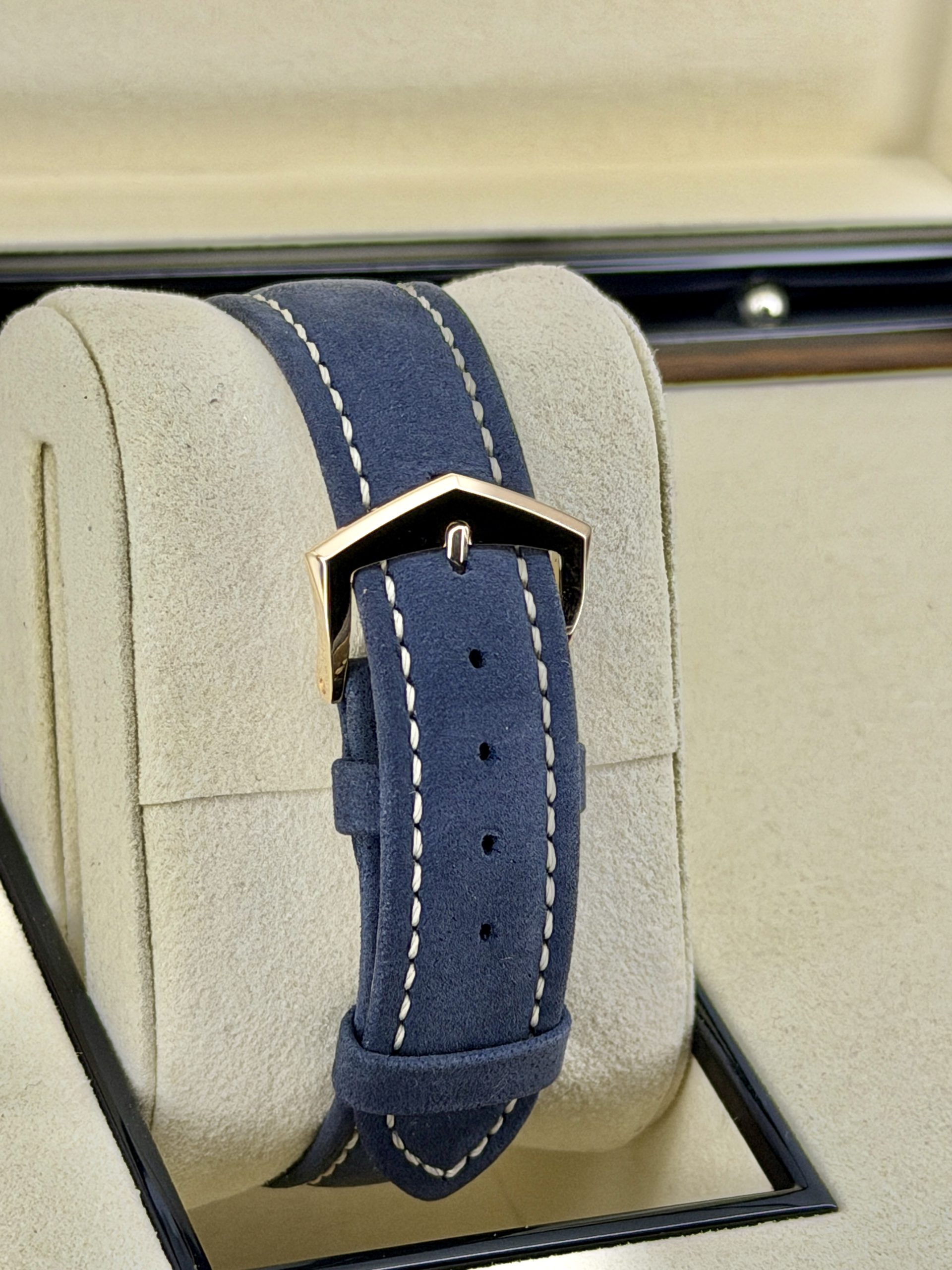 Strap Pre-Owned Patek Philippe Calatrava Travel Time 5224R