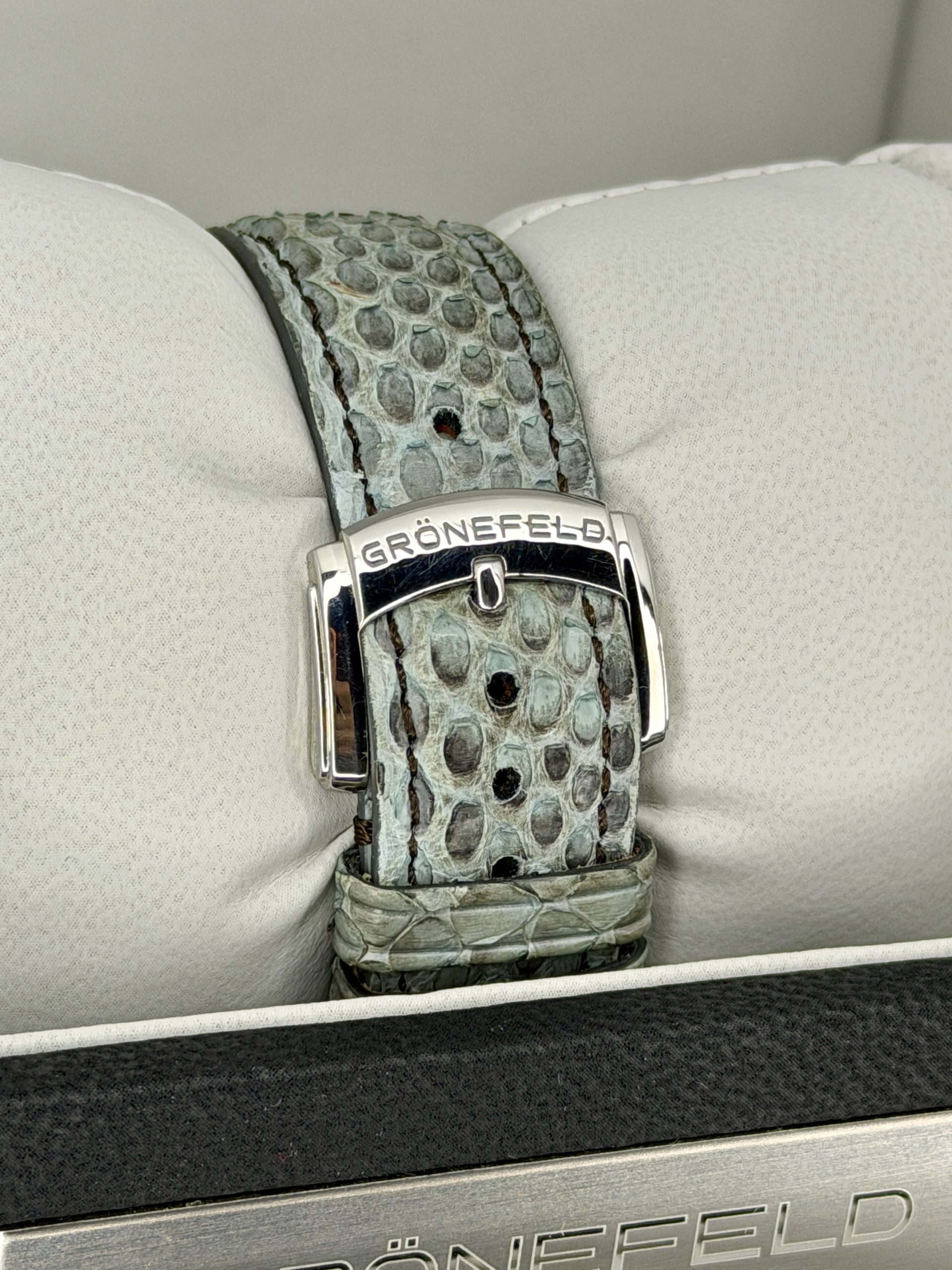1941 "Tiffany" Box and Papers - Image 4