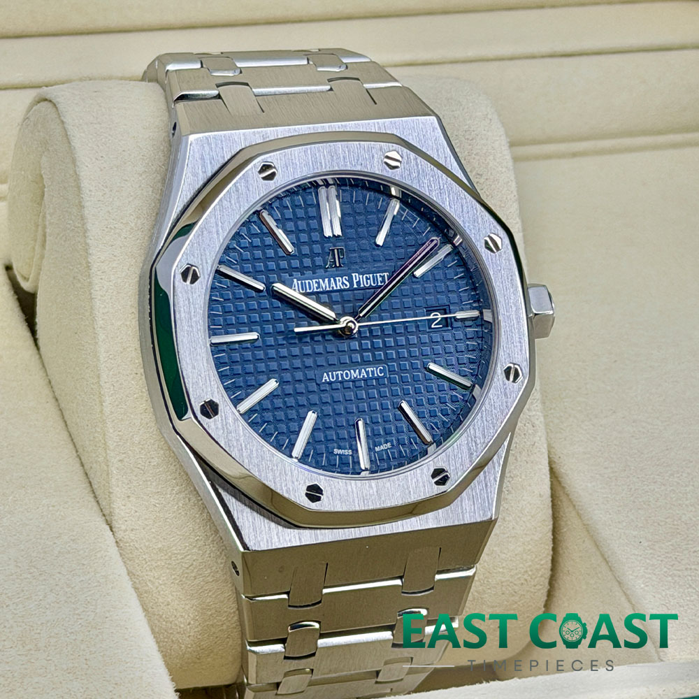 Side Face Audemars Piguet Royal Oak 15400ST for sale