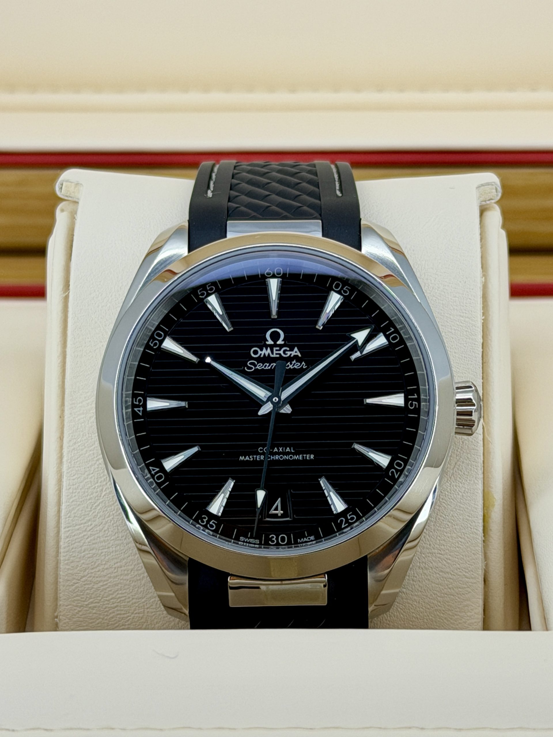 220.12.41.21.01.001 Watch Only