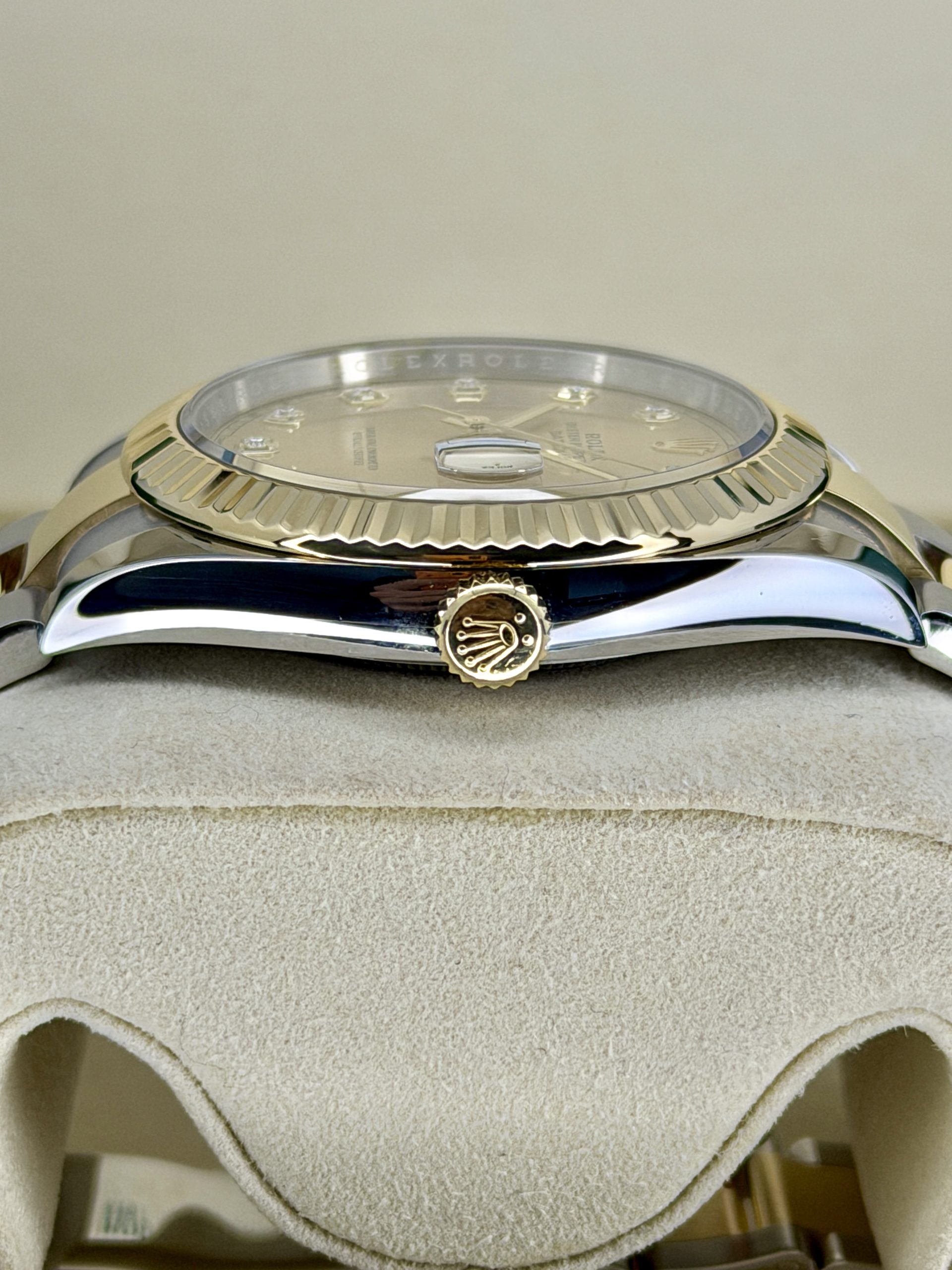 126333 Champagne Diamond 2021 Box and Papers - Image 7
