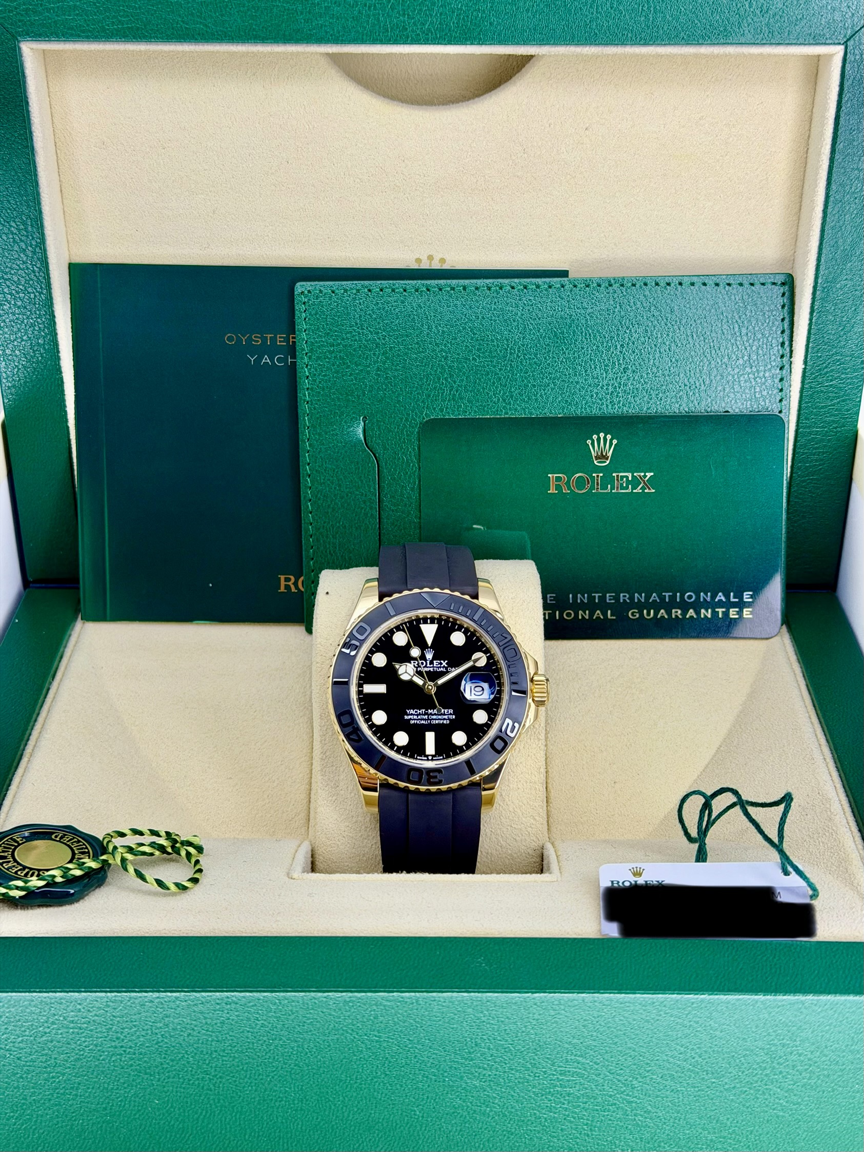 Box and Papers Pre-Owned Rolex Yachtmaster 226658