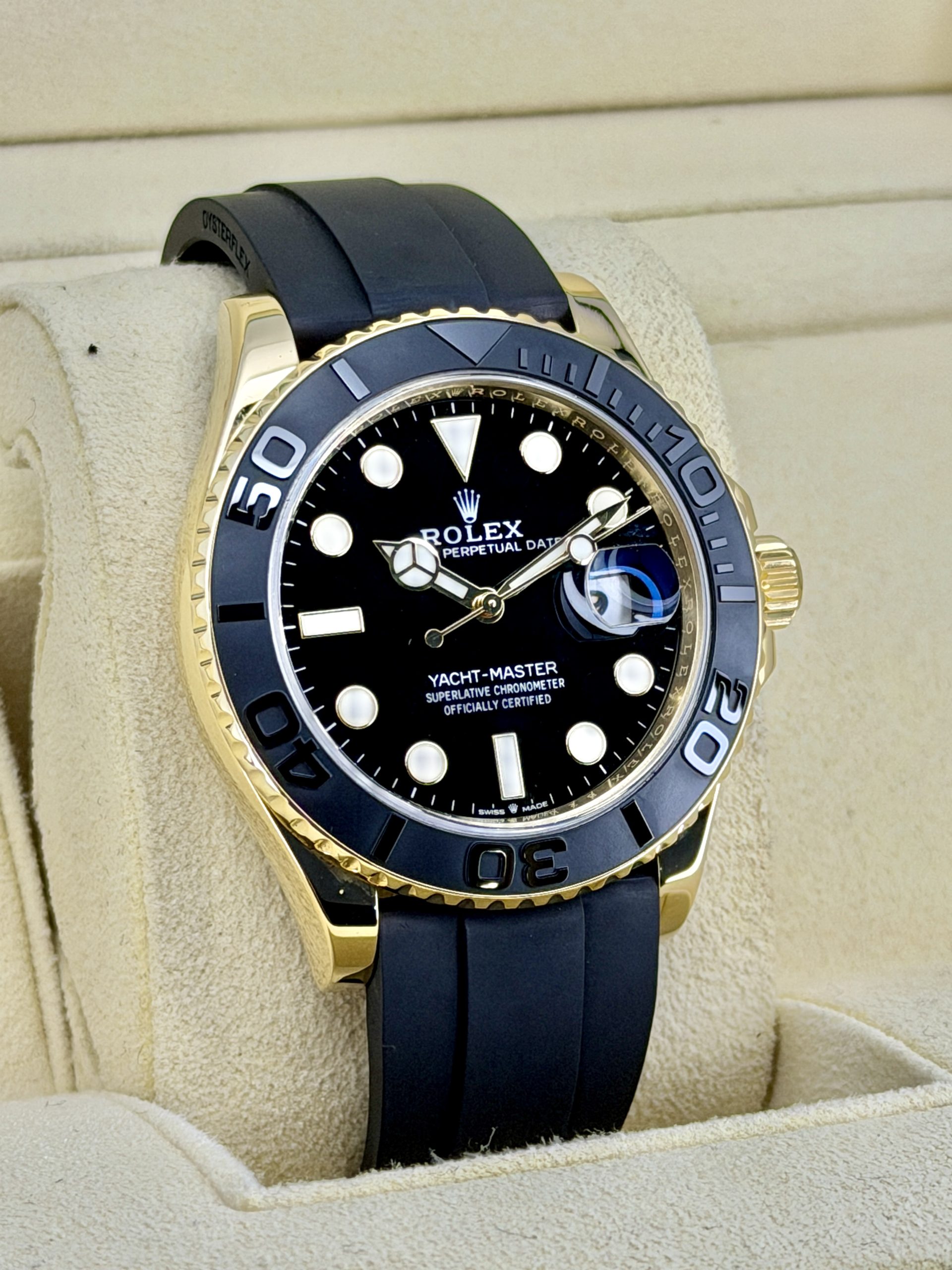 Side Face Pre-Owned Rolex Yachtmaster 226658
