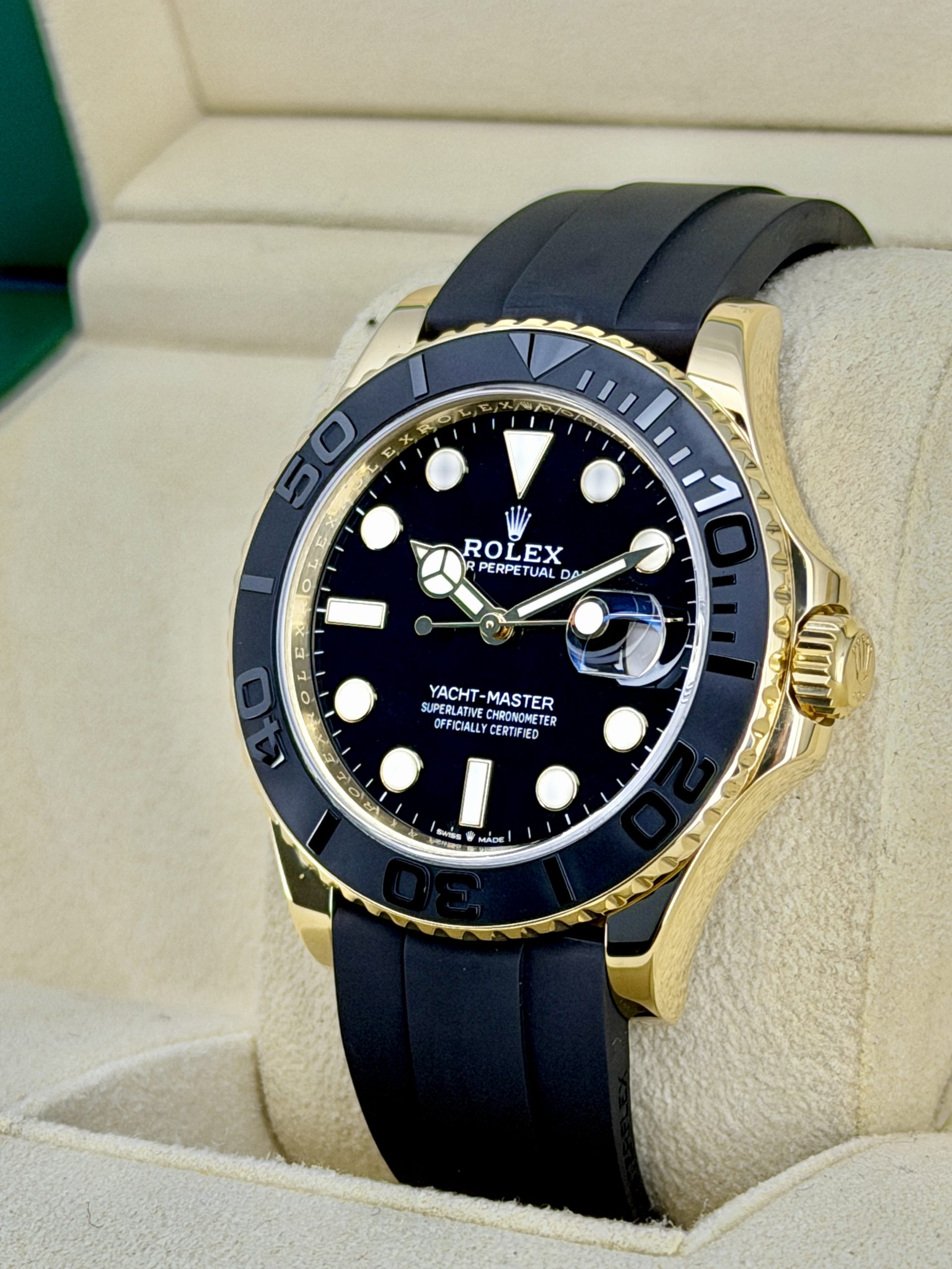 Side Face 2 Pre-Owned Rolex Yachtmaster 226658