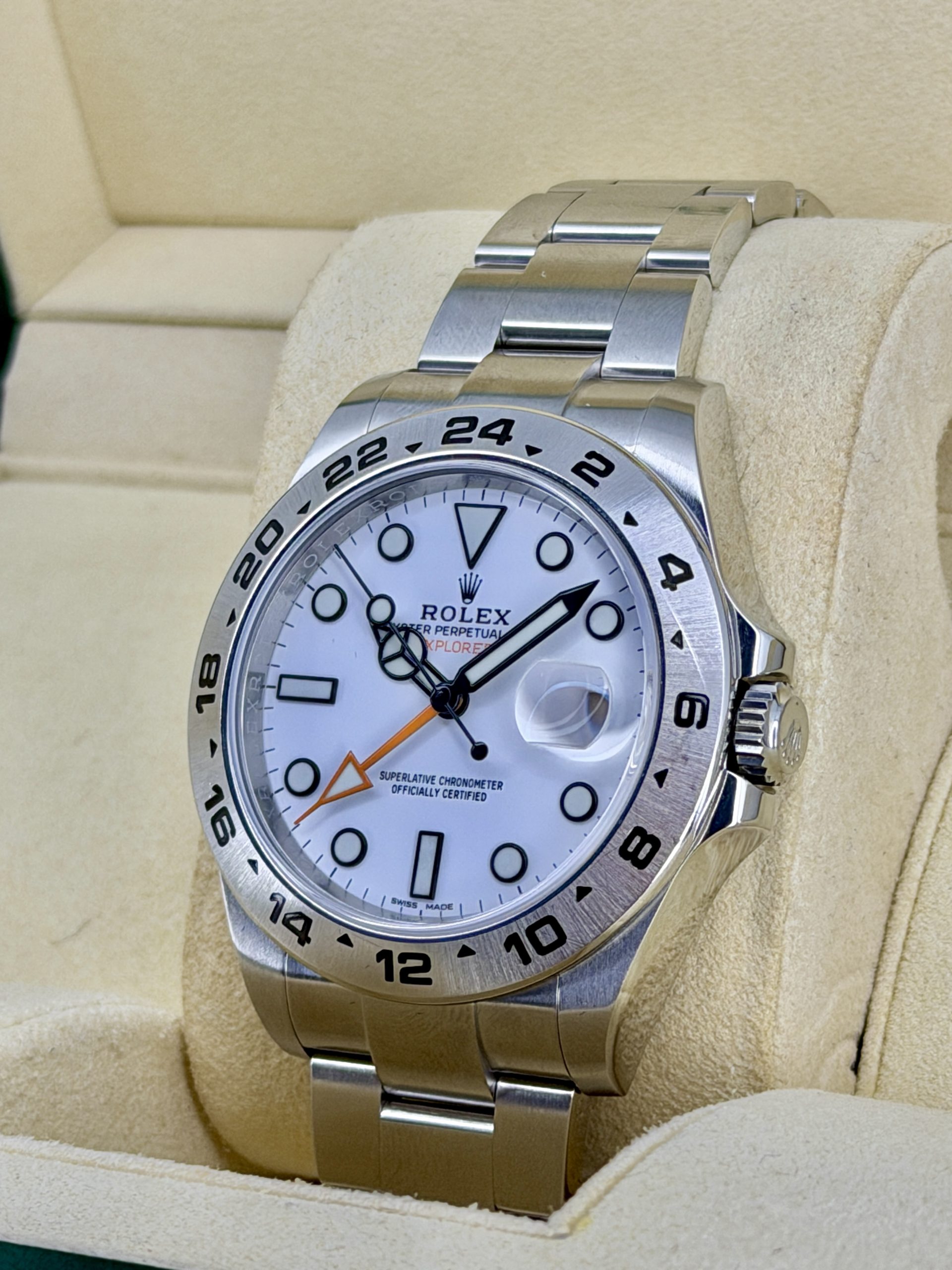 Side Face 2 Pre-Owned Rolex Explorer 2 216570