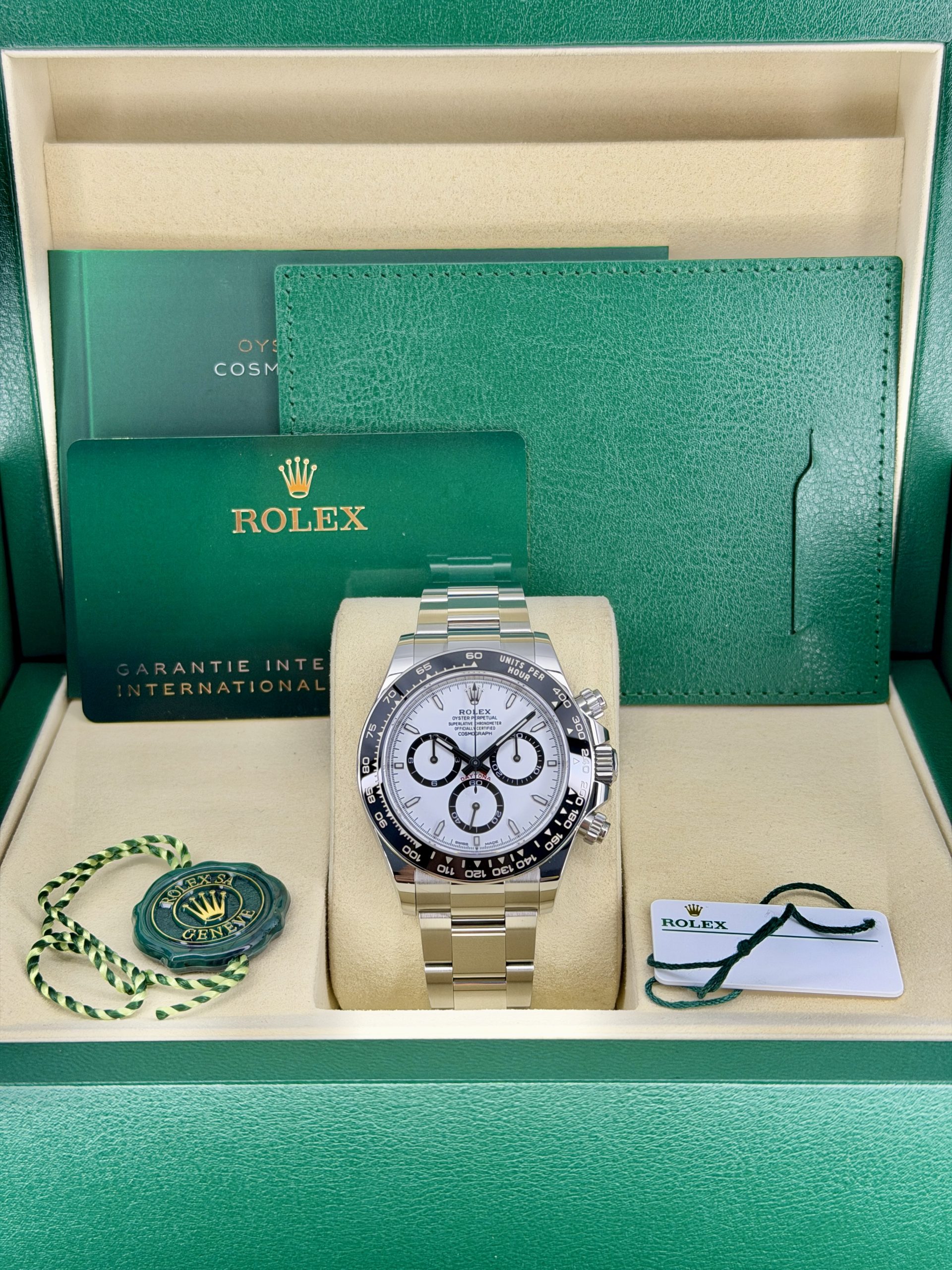 Pre-Owned Rolex Daytona 126500LN Panda