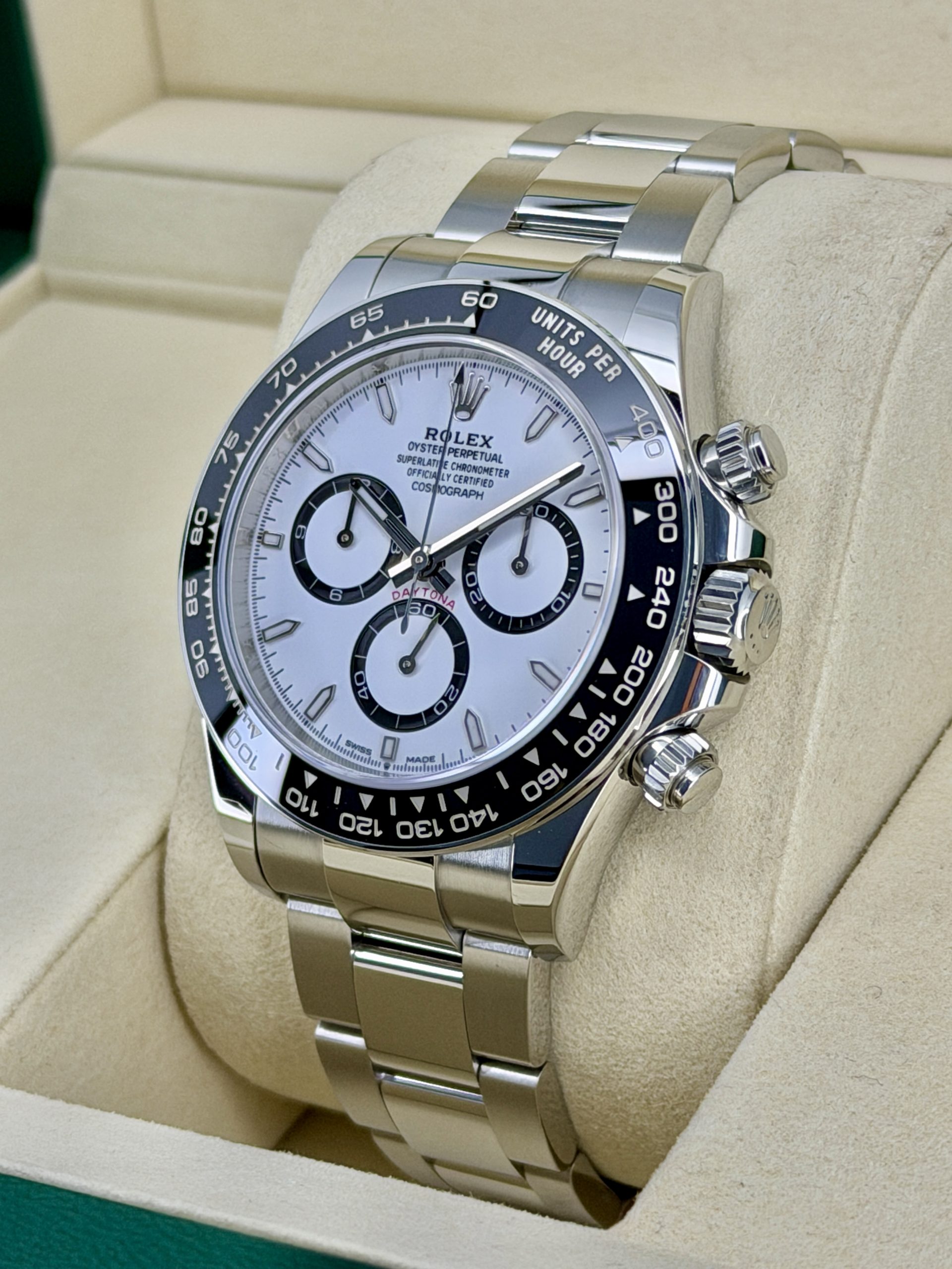 Side Face 2 Pre-Owned Rolex Daytona 126500LN Panda