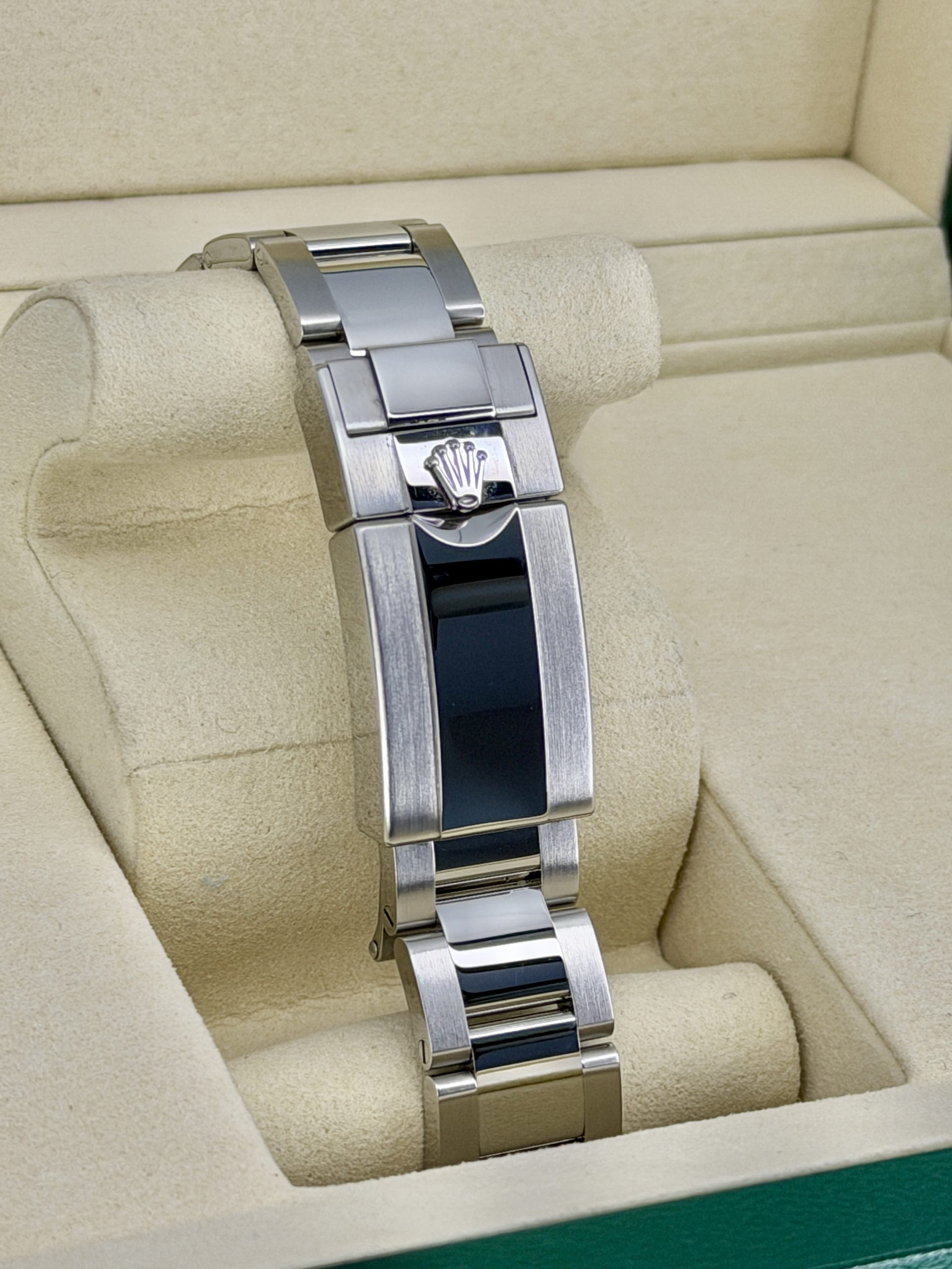 Bracelet Pre-Owned Rolex Daytona 126500LN Panda