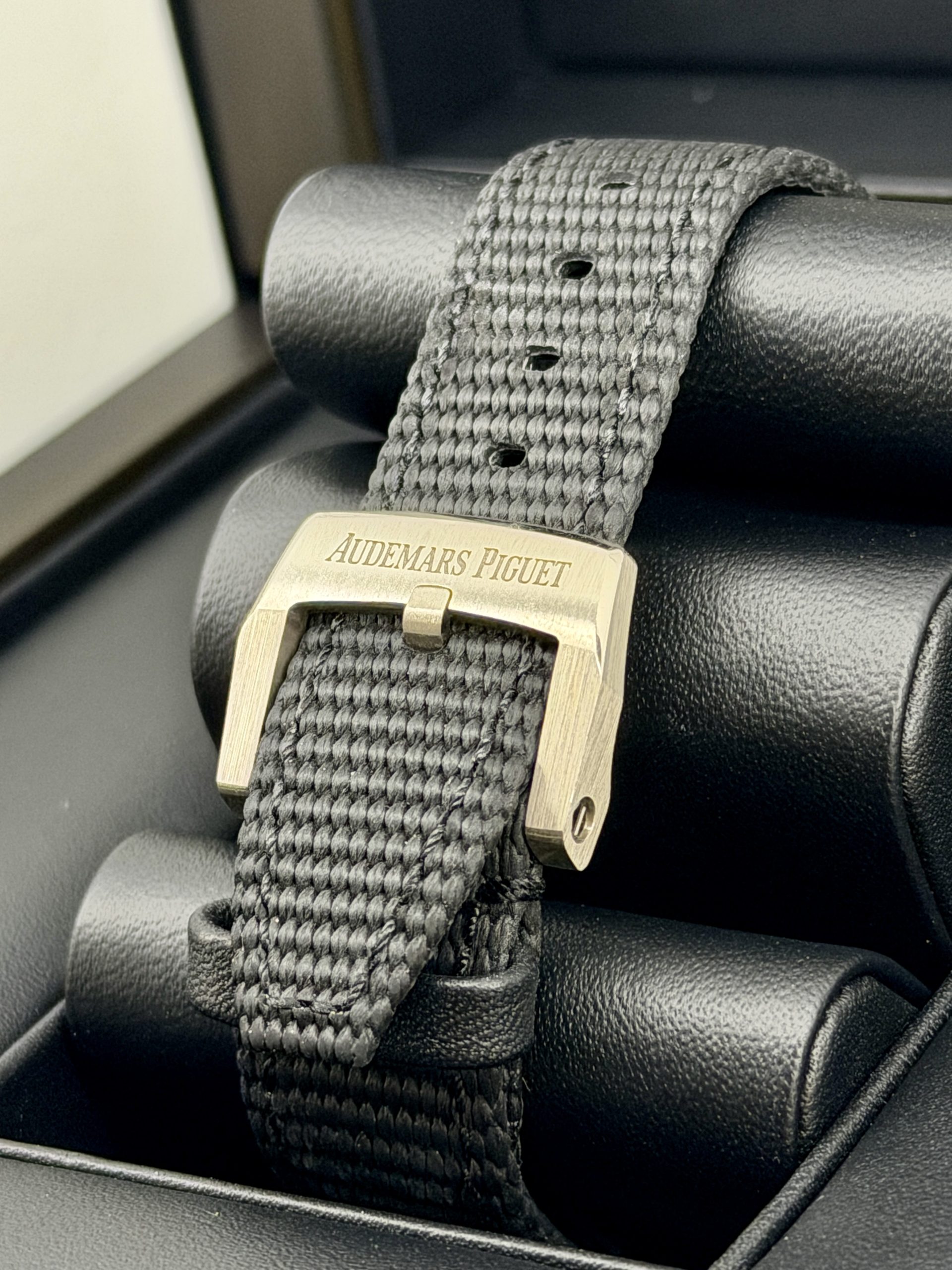 Bracelet pre-owned Audemars Piguet Starwheel 15212NB