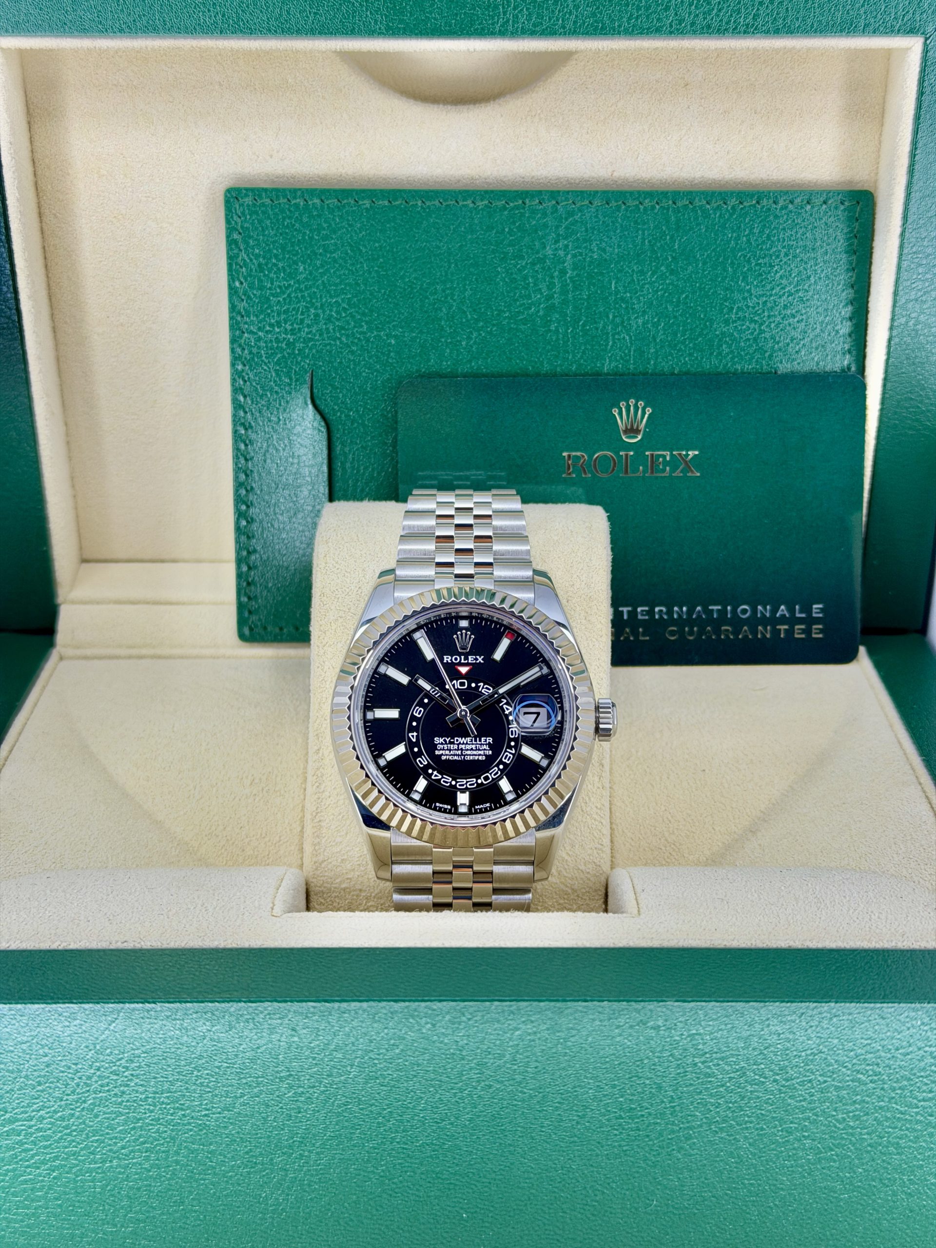 Box and Papers pre-owned Rolex Sky-Dweller 326934