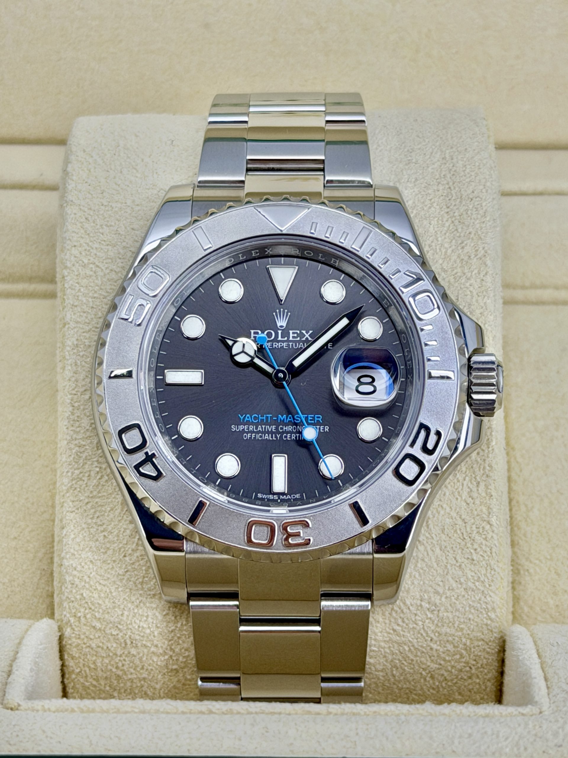 Front Face Pre-Owned Rolex Yachtmaster 116622 Rhodium