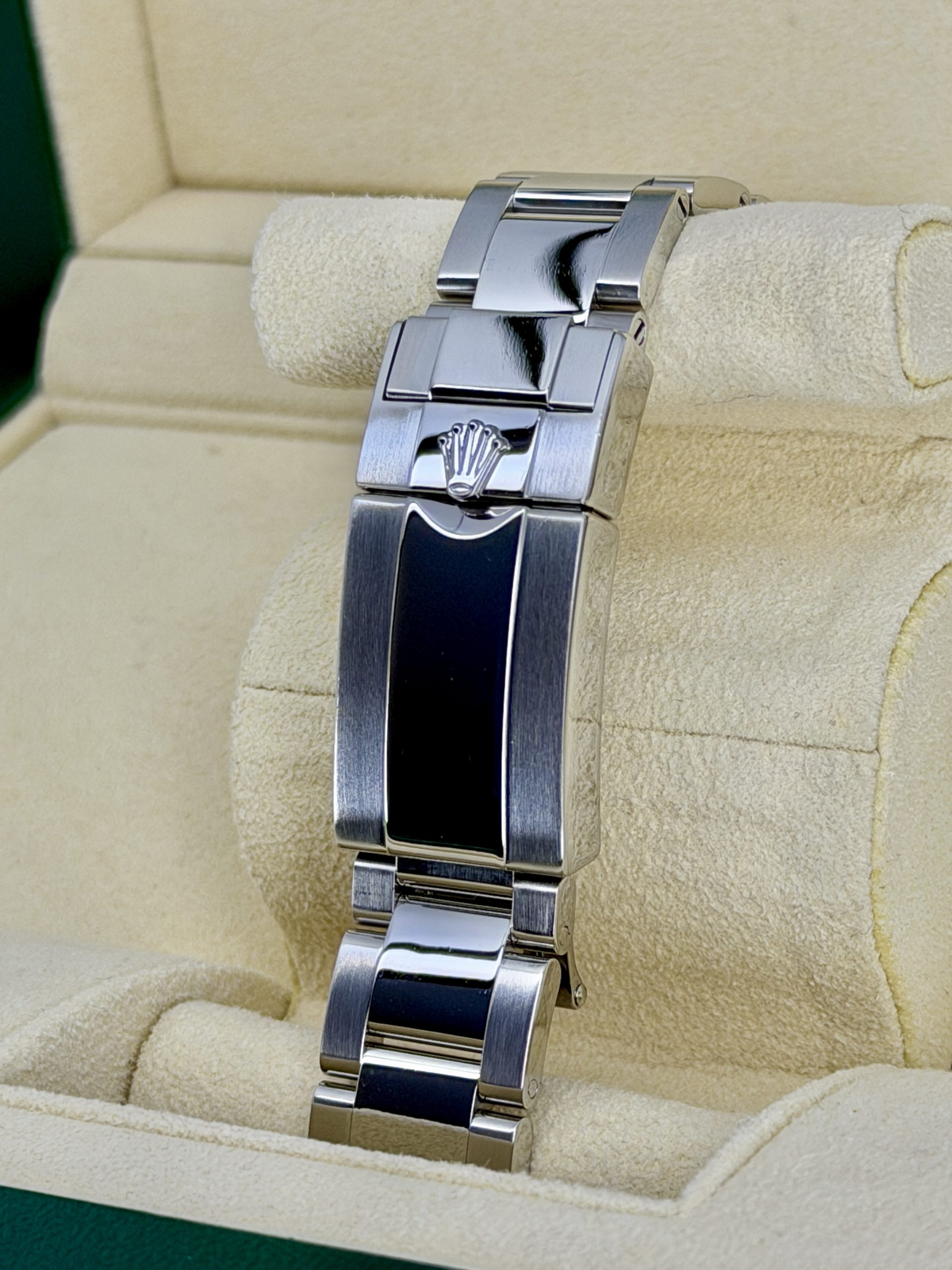 Bracelet 2 Pre-Owned Rolex Yachtmaster 116622 Rhodium