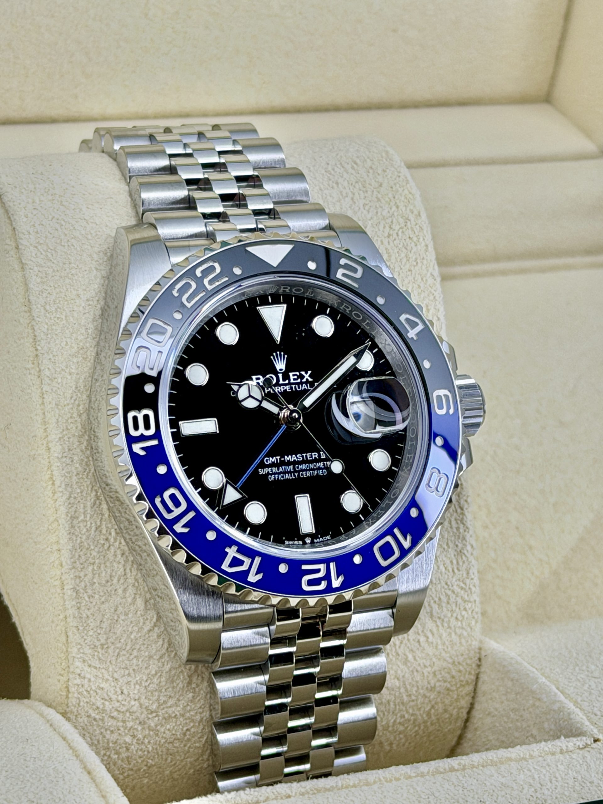 Side Face 1 Pre-Owned Rolex GMT Master II 126710BLNR Batgirl