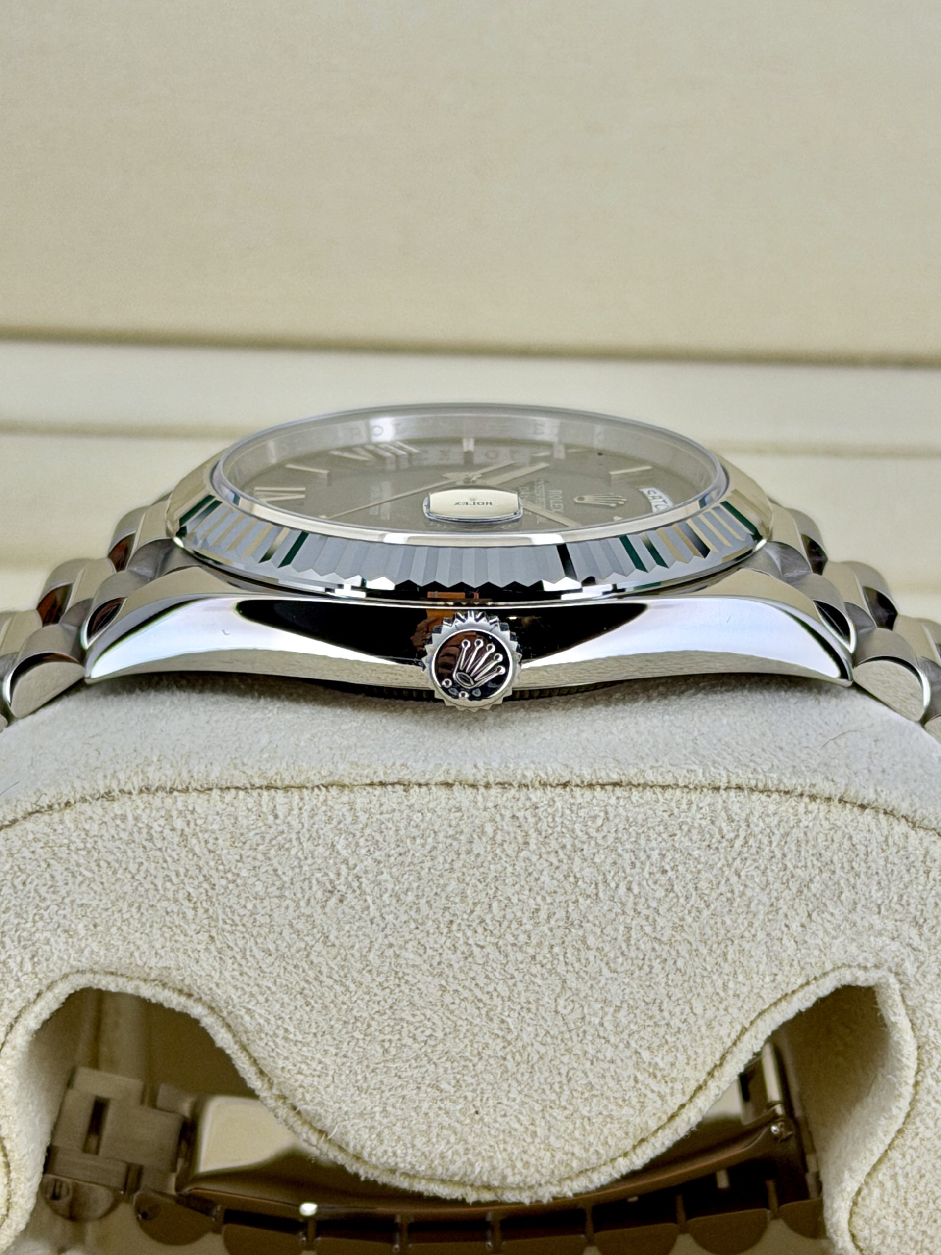 Side Case 2 Pre-Owned Rolex Day-Date 228239 Blue Ombre