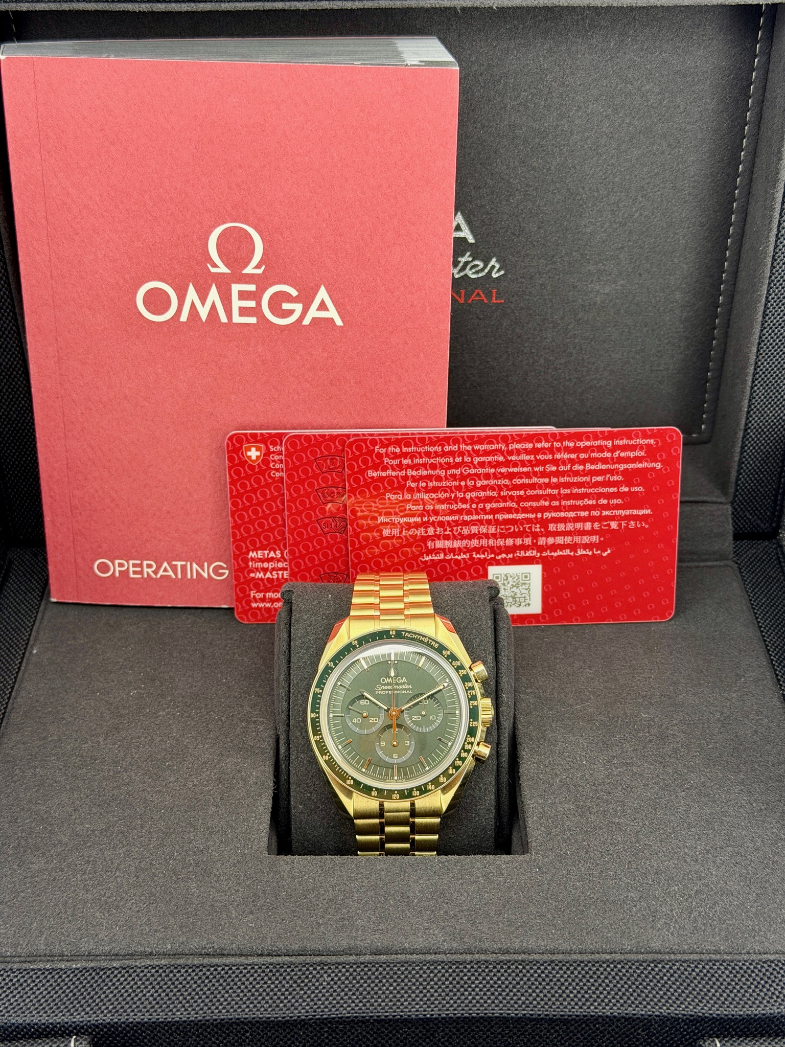 Box and Papers Pre-Owned Omega Speedmaster Moonshine Gold box and papers