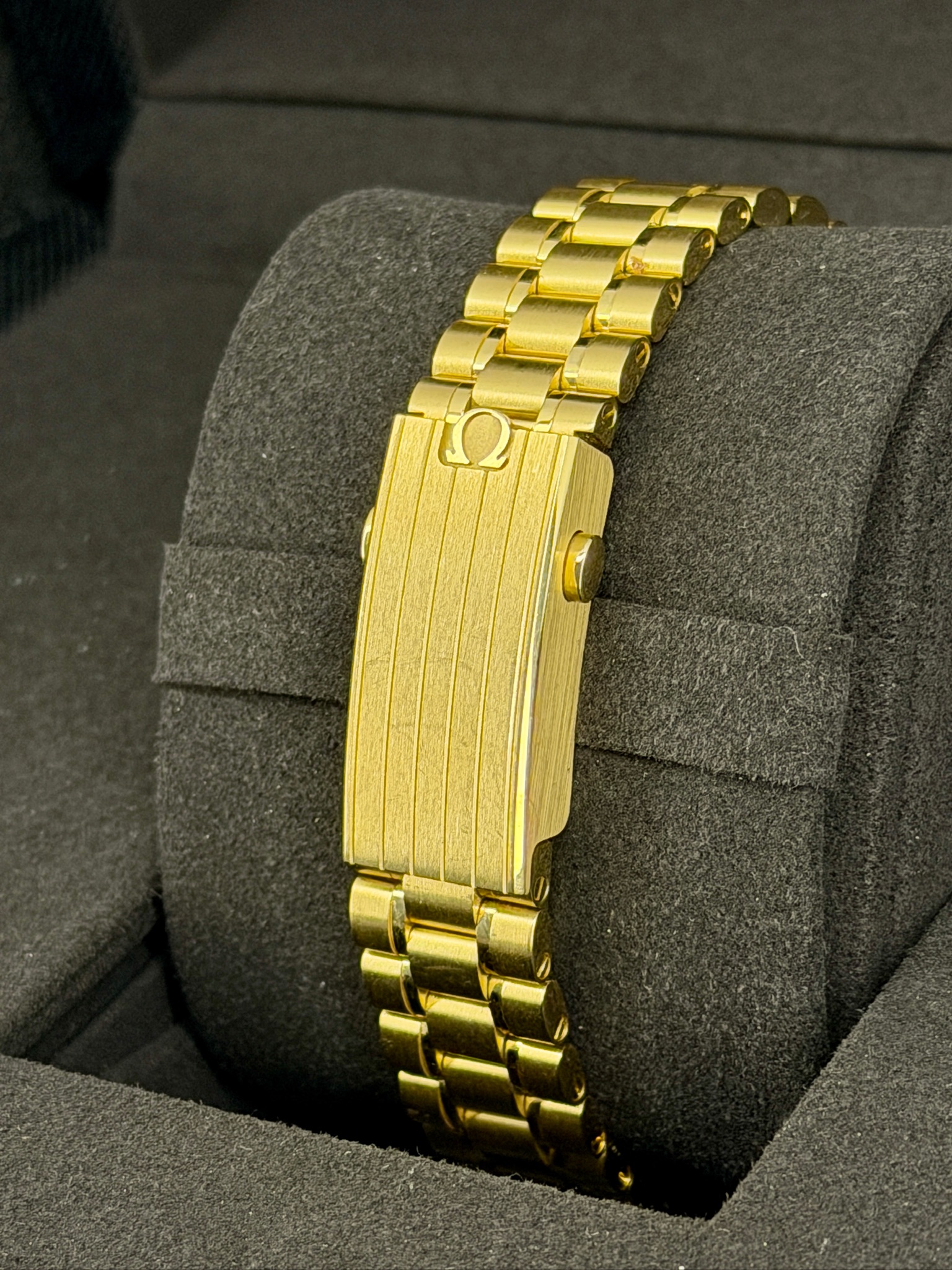 Bracelet Pre-Owned Omega Speedmaster Moonshine Gold box and papers