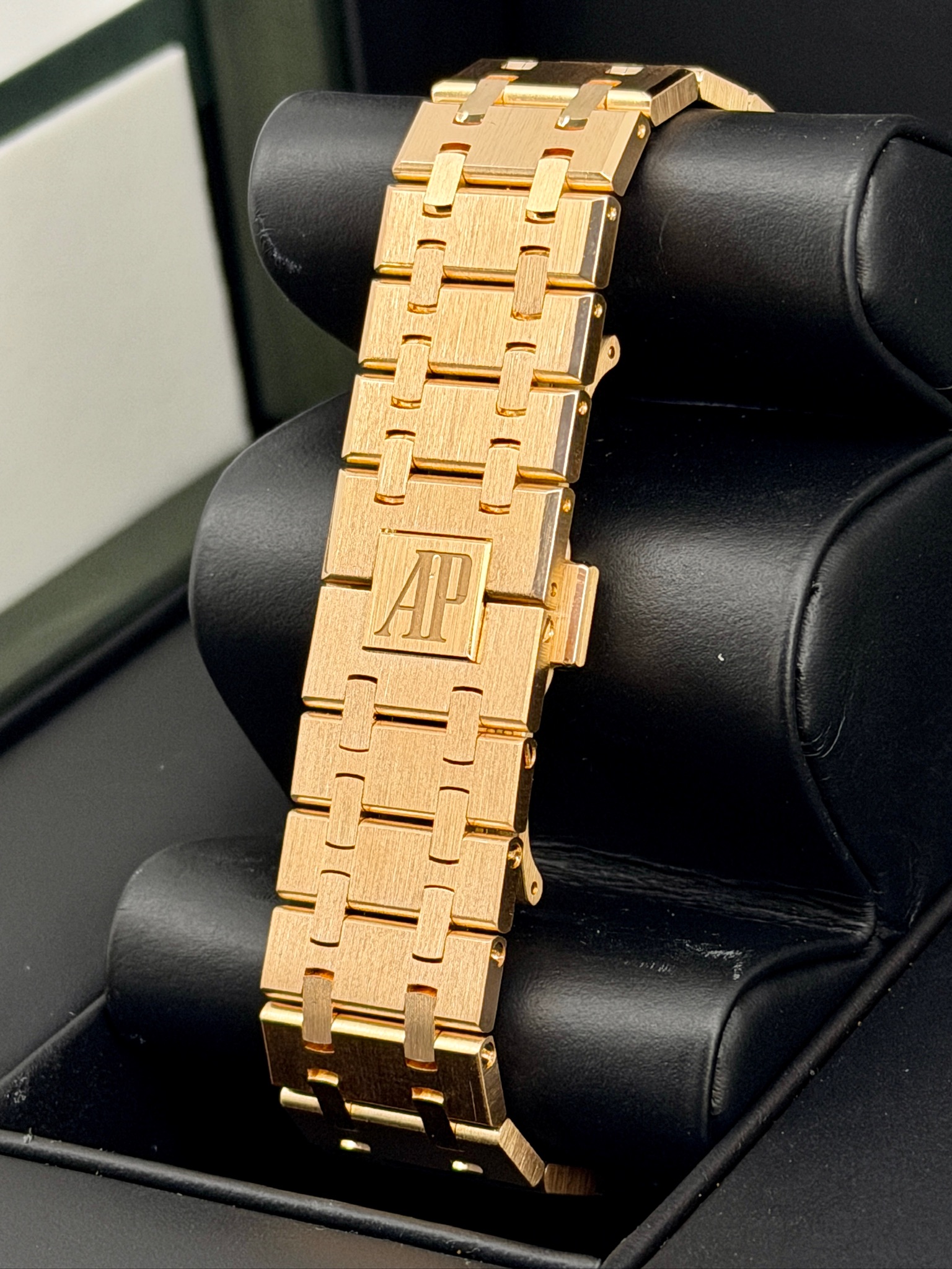 Bracelet Pre-Owned Audemars Piguet 11510OR Box and Papers