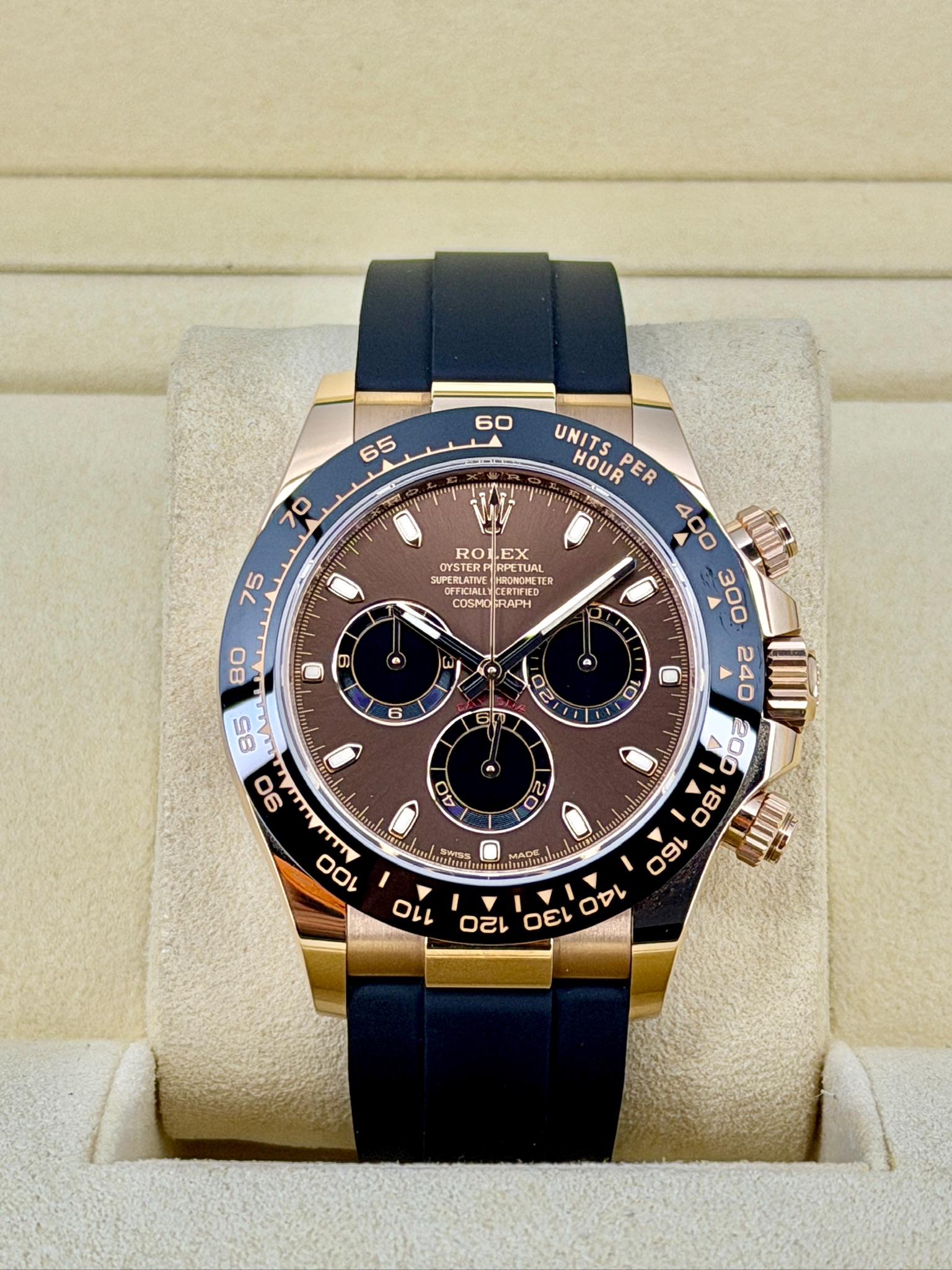Front Face Pre-Owned Rolex Daytona Chocolate 116515