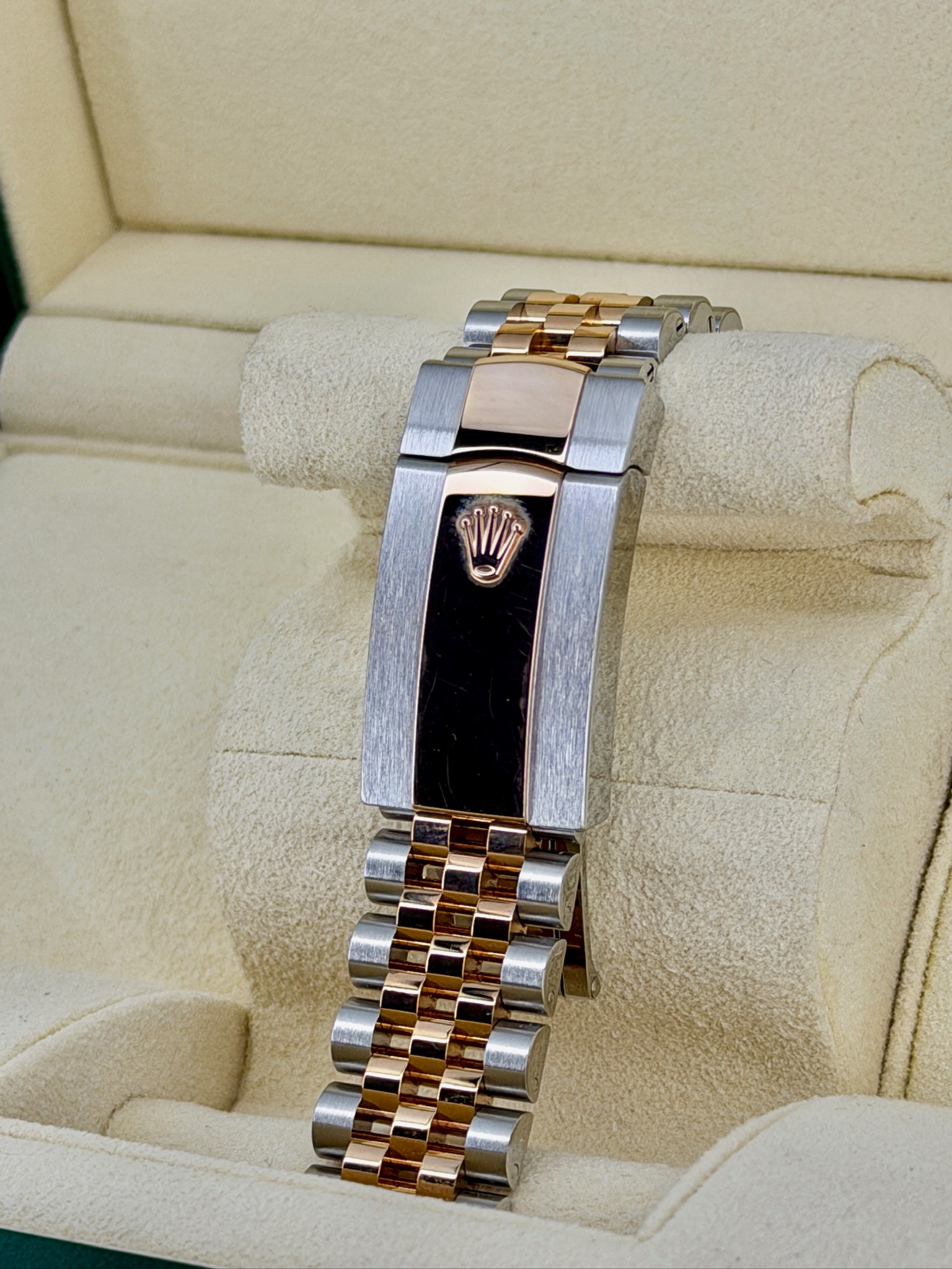 Bracelet Pre-Owned Rolex DateJust Sundust 126331