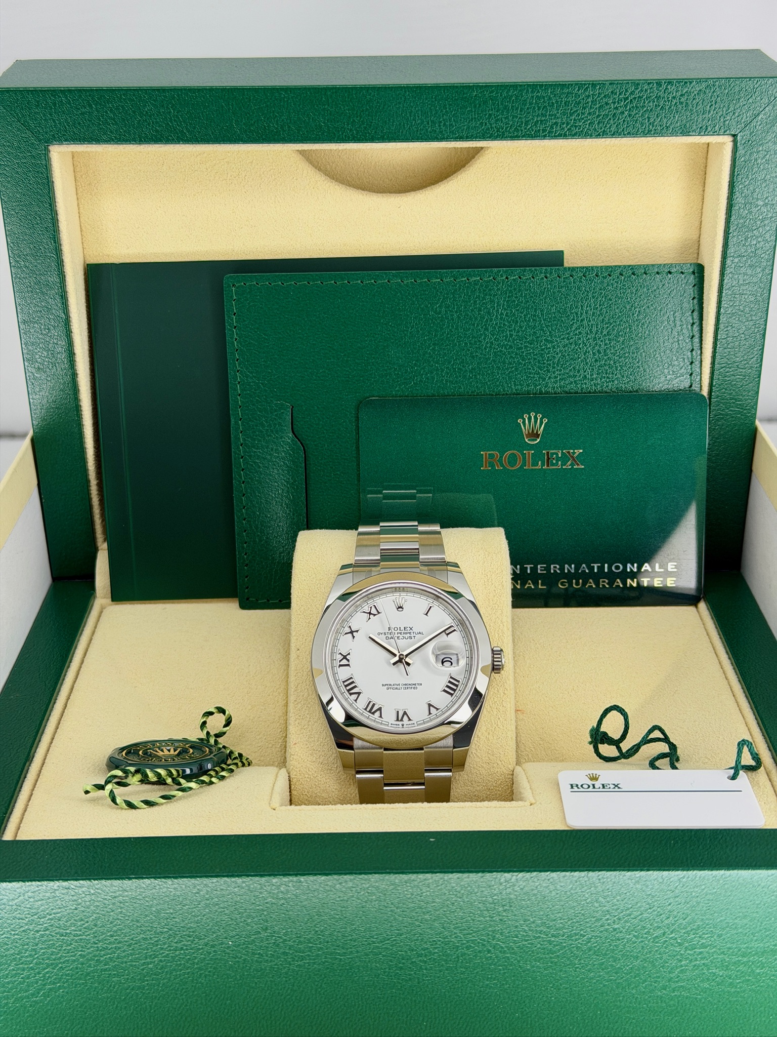 Box and Papers Pre-Owned Rolex DateJust 126300 Box and Papers