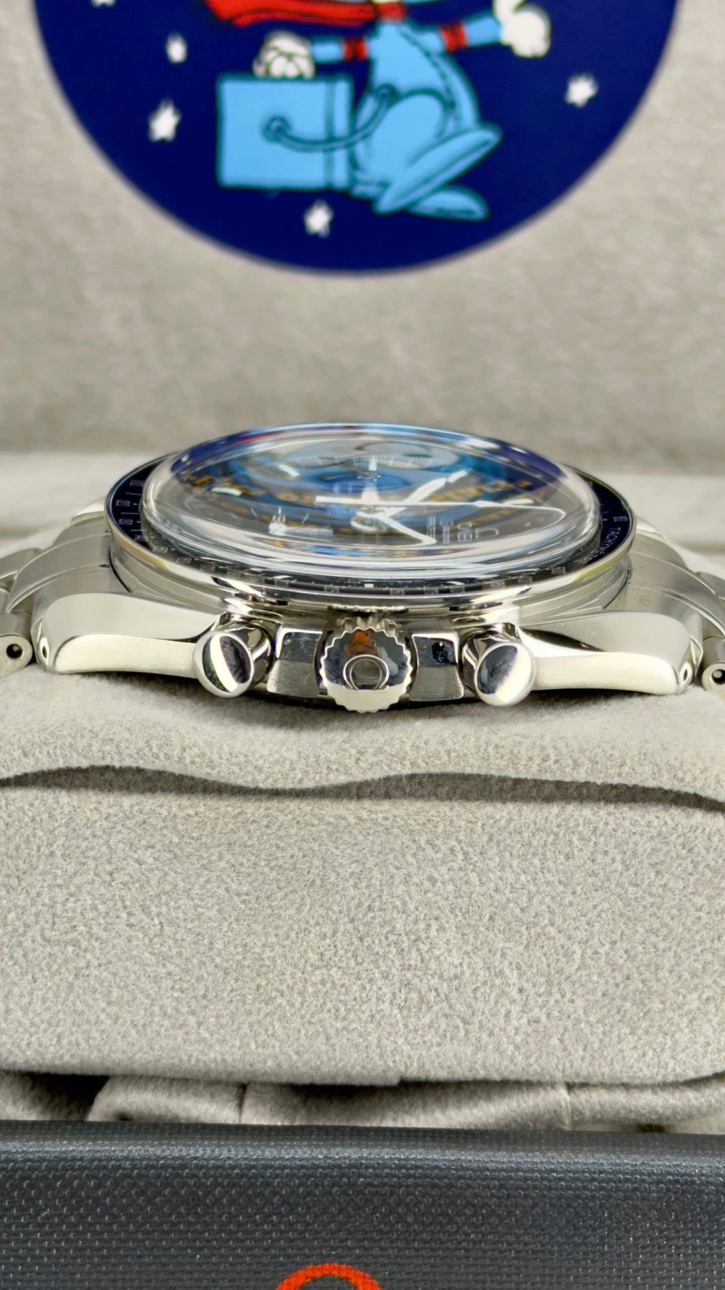 Side Shot Pre-Owned Omega Speedster 3578.51.00 Box and Papers