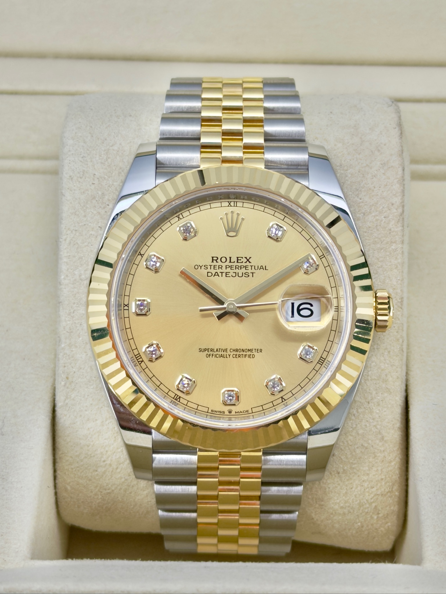 Front Face Pre-Owned Rolex Datejust 126333 Champagne Diamond Box and Papers